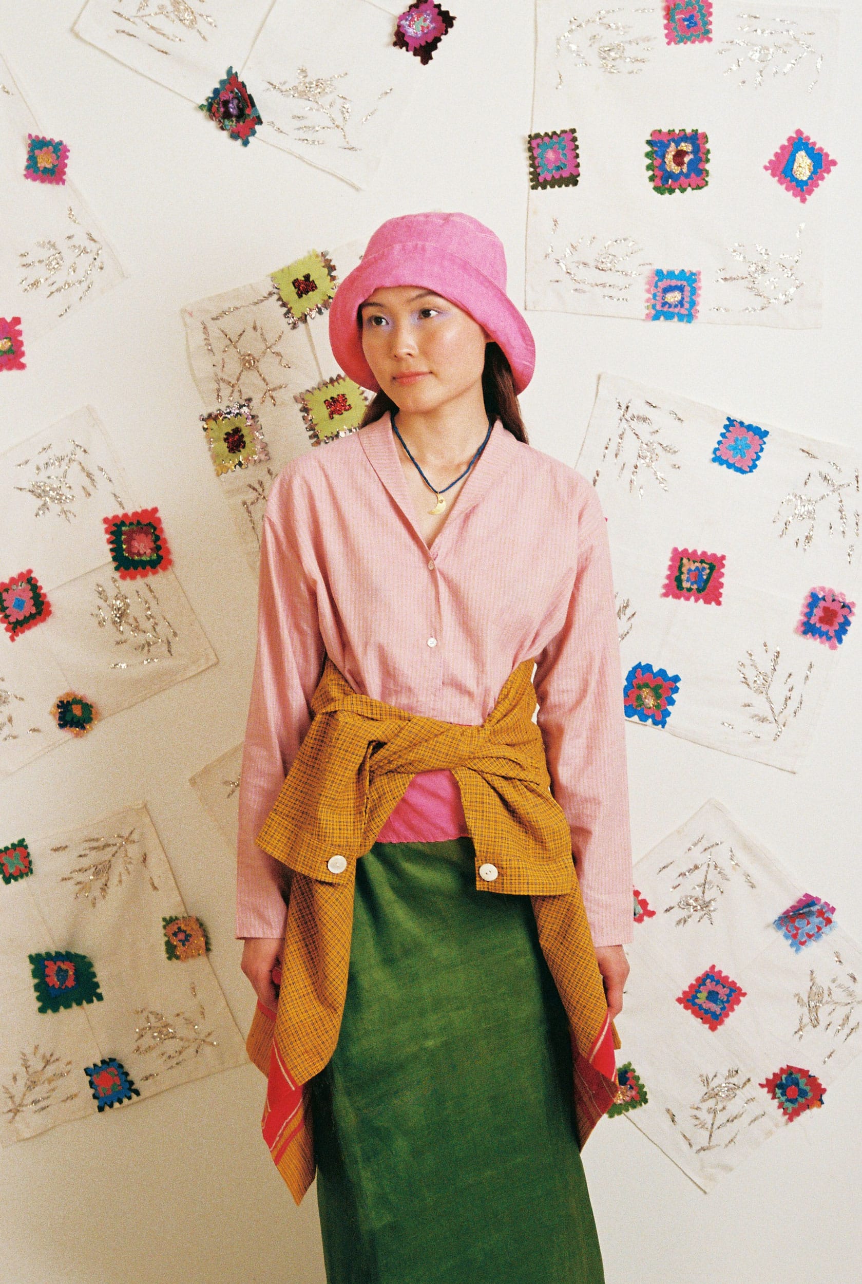 Aku gold silk necklace