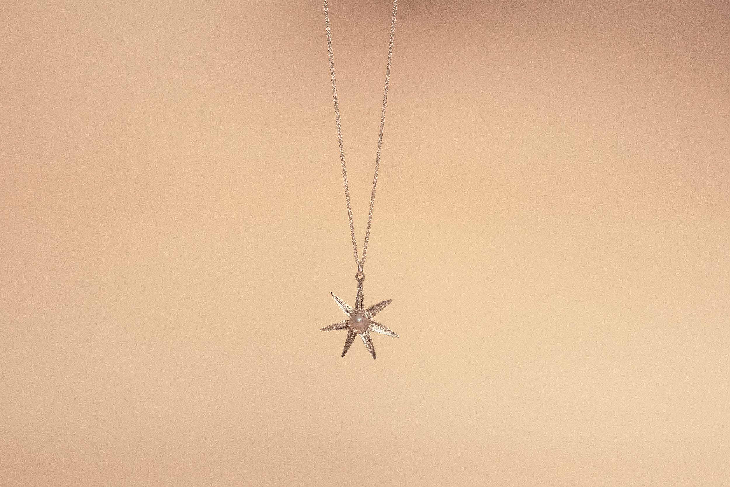 Atlas silver pendant