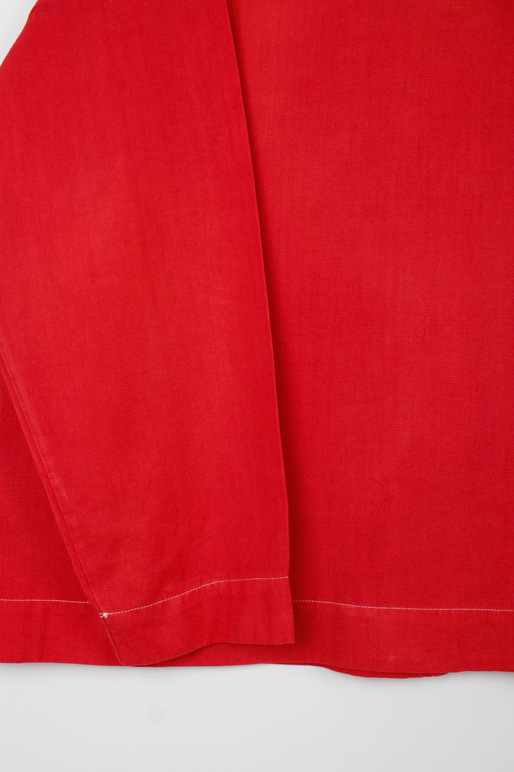 Red dyed boat neck shirt