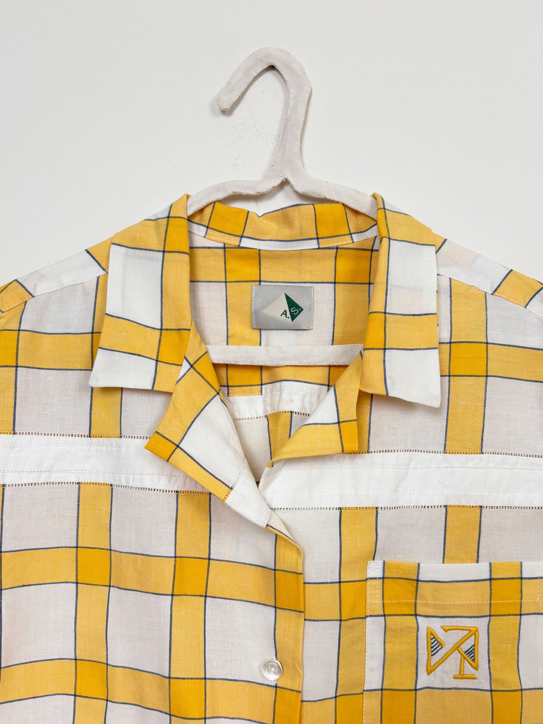 Yellow checked cotton short-sleeved shirt