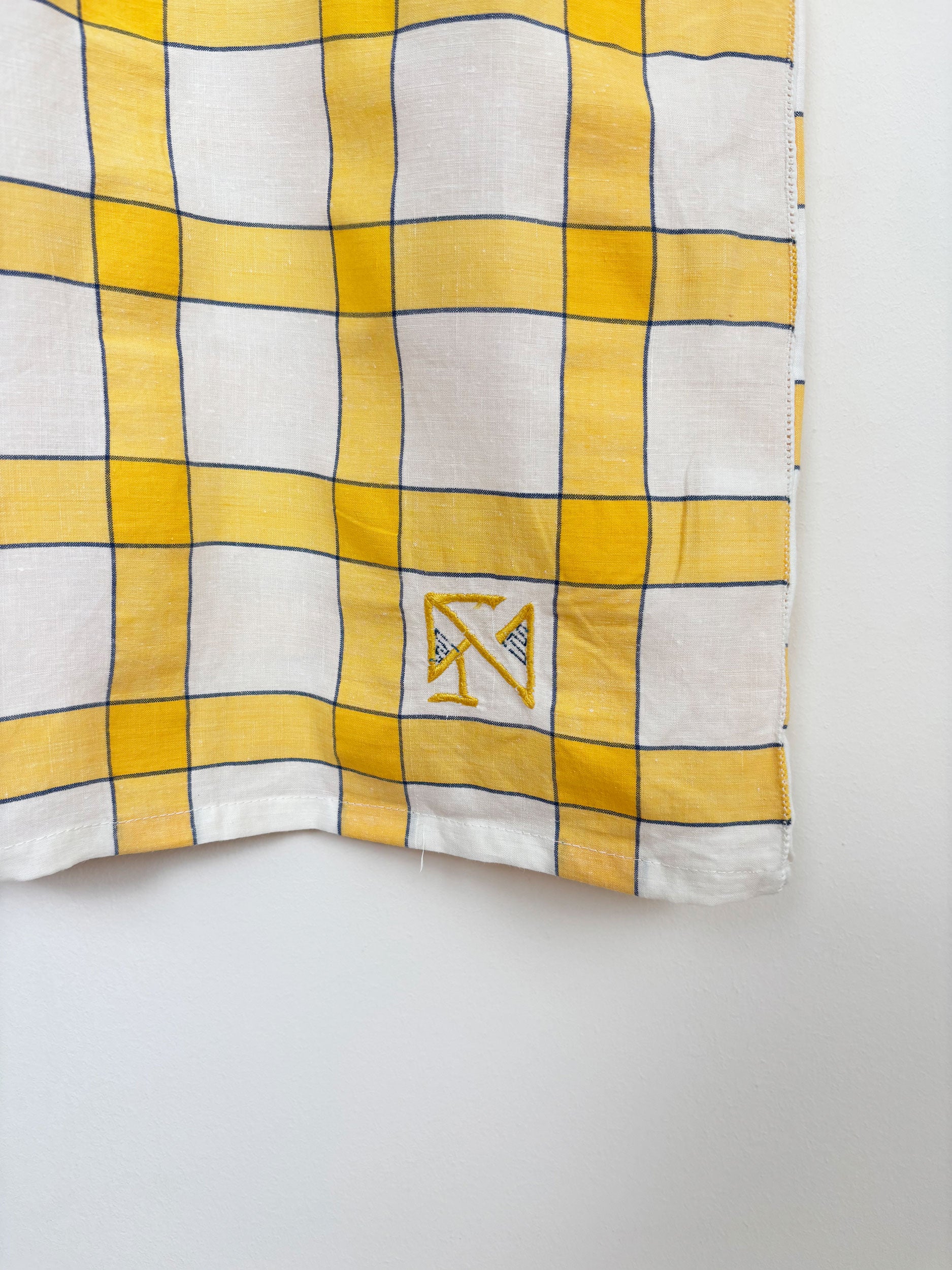 Yellow checked cotton short-sleeved shirt