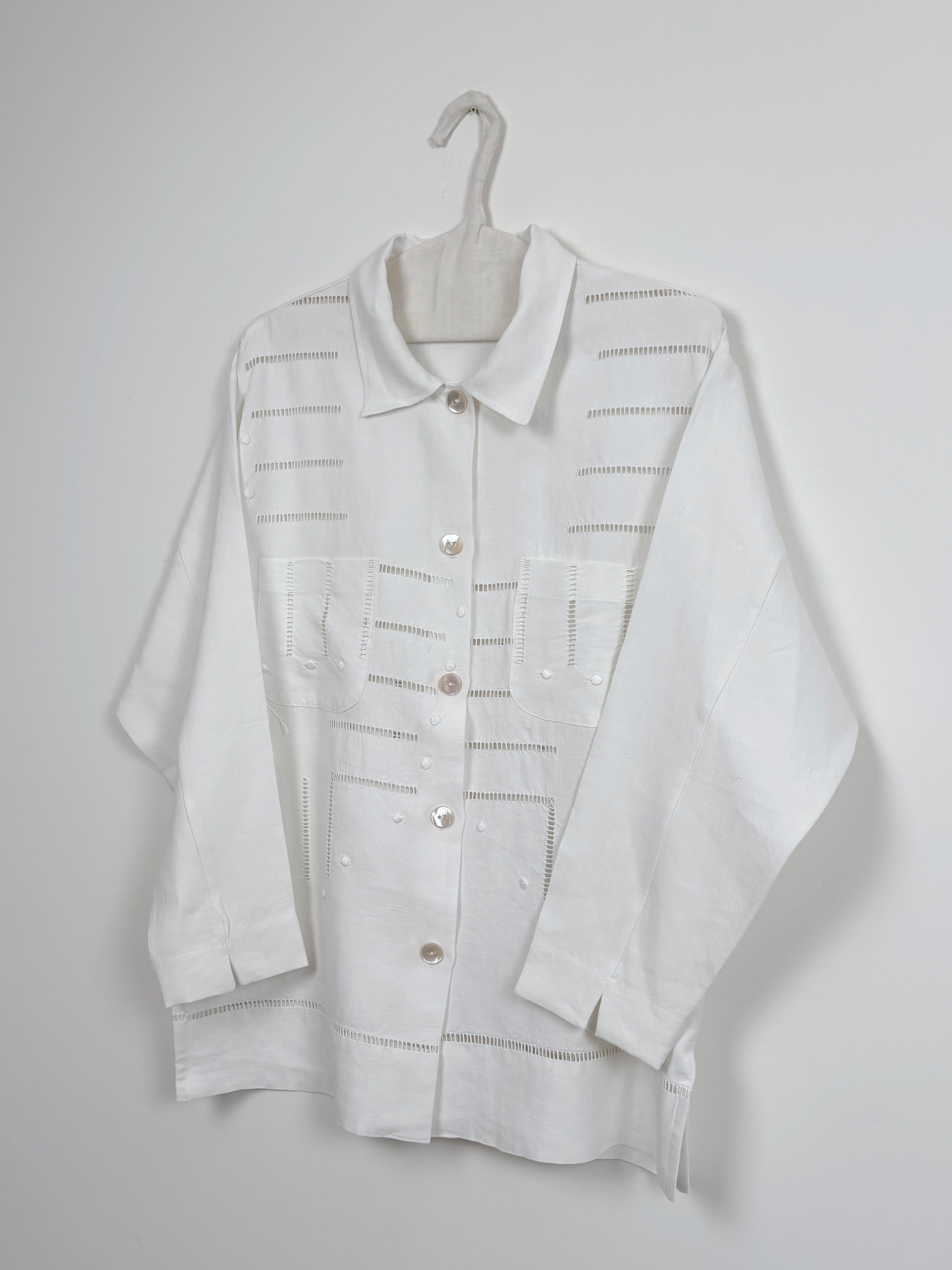 White hemstitch & flowers long shirt