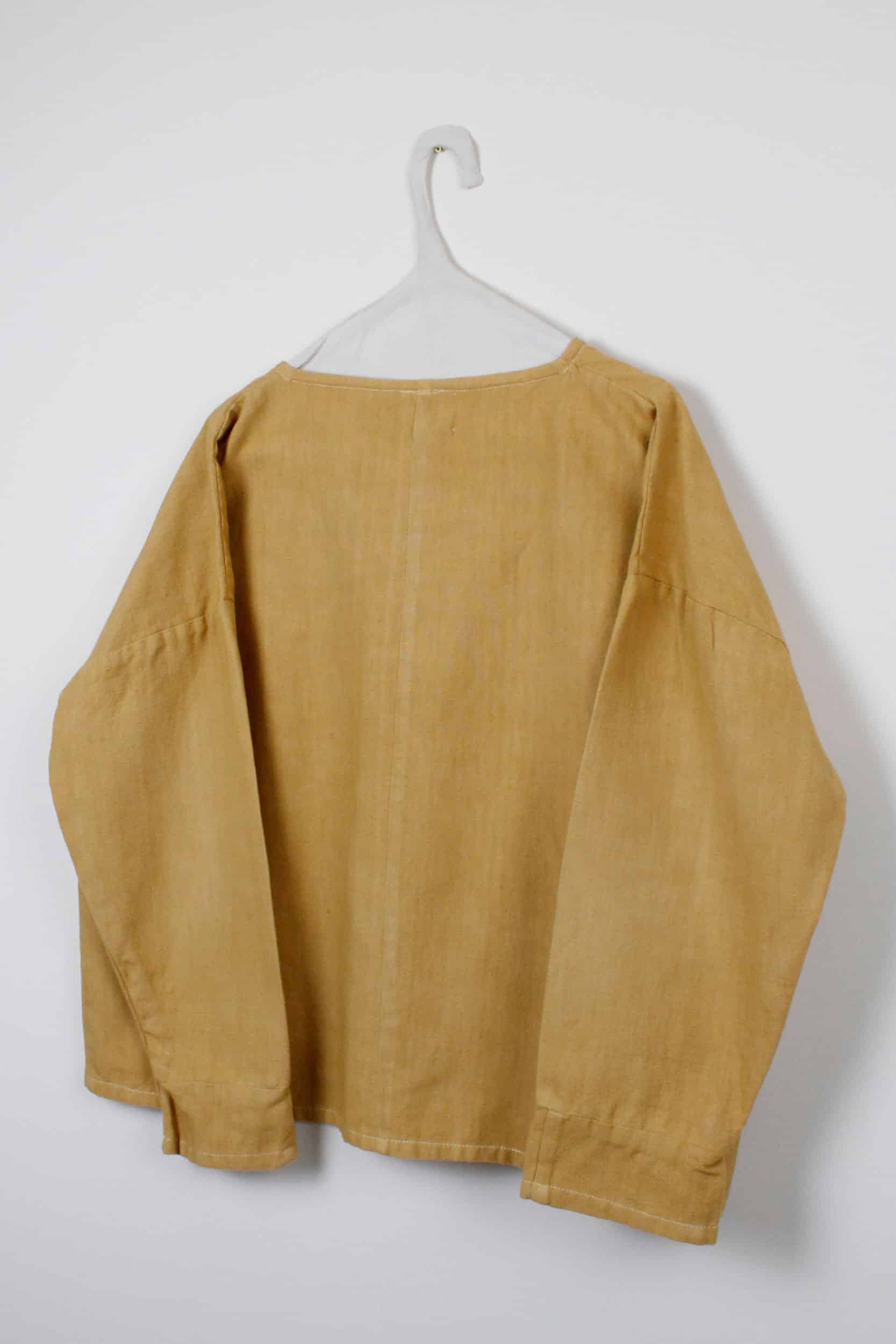 Yellow dyed buttonless jacket