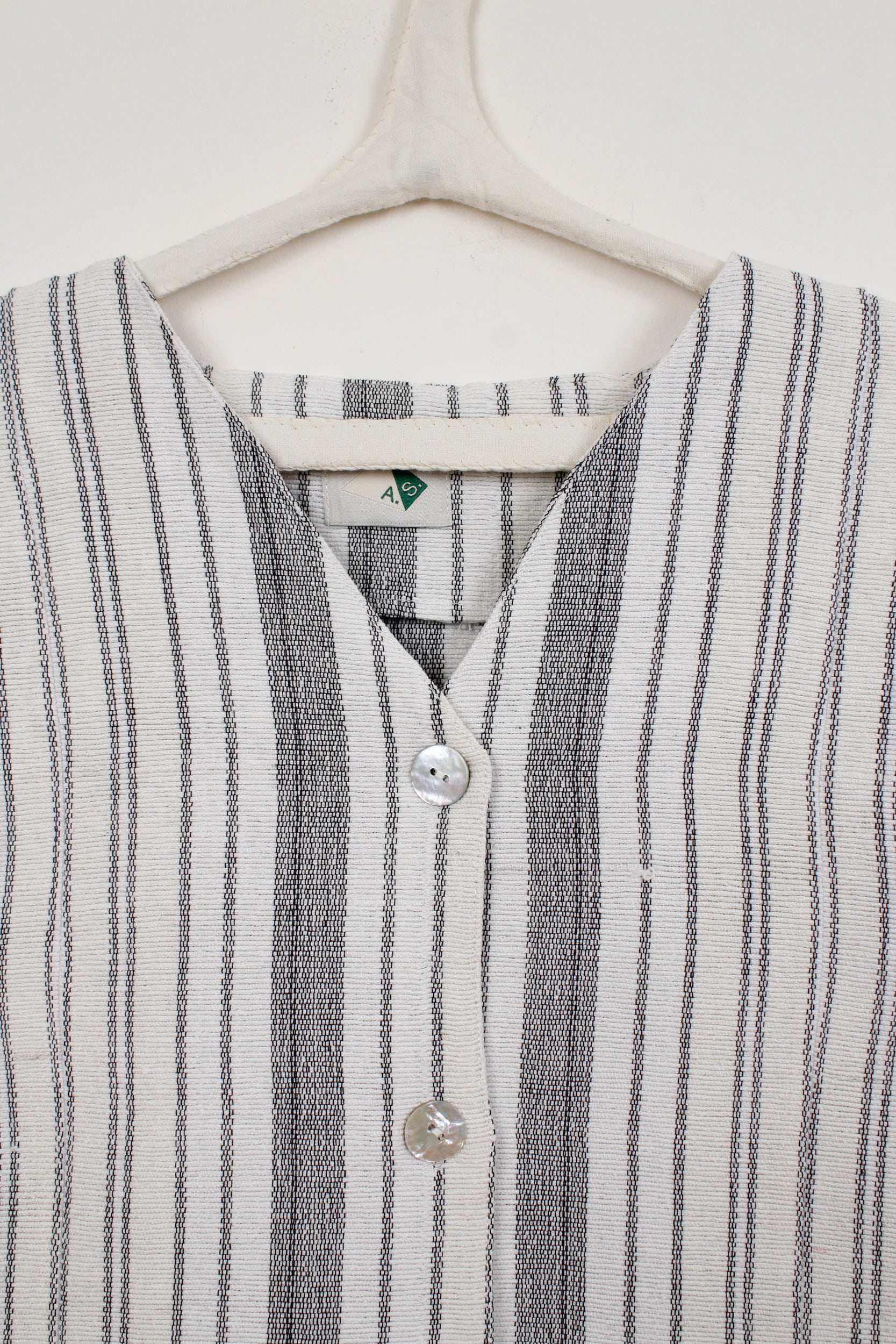 Green horses vest