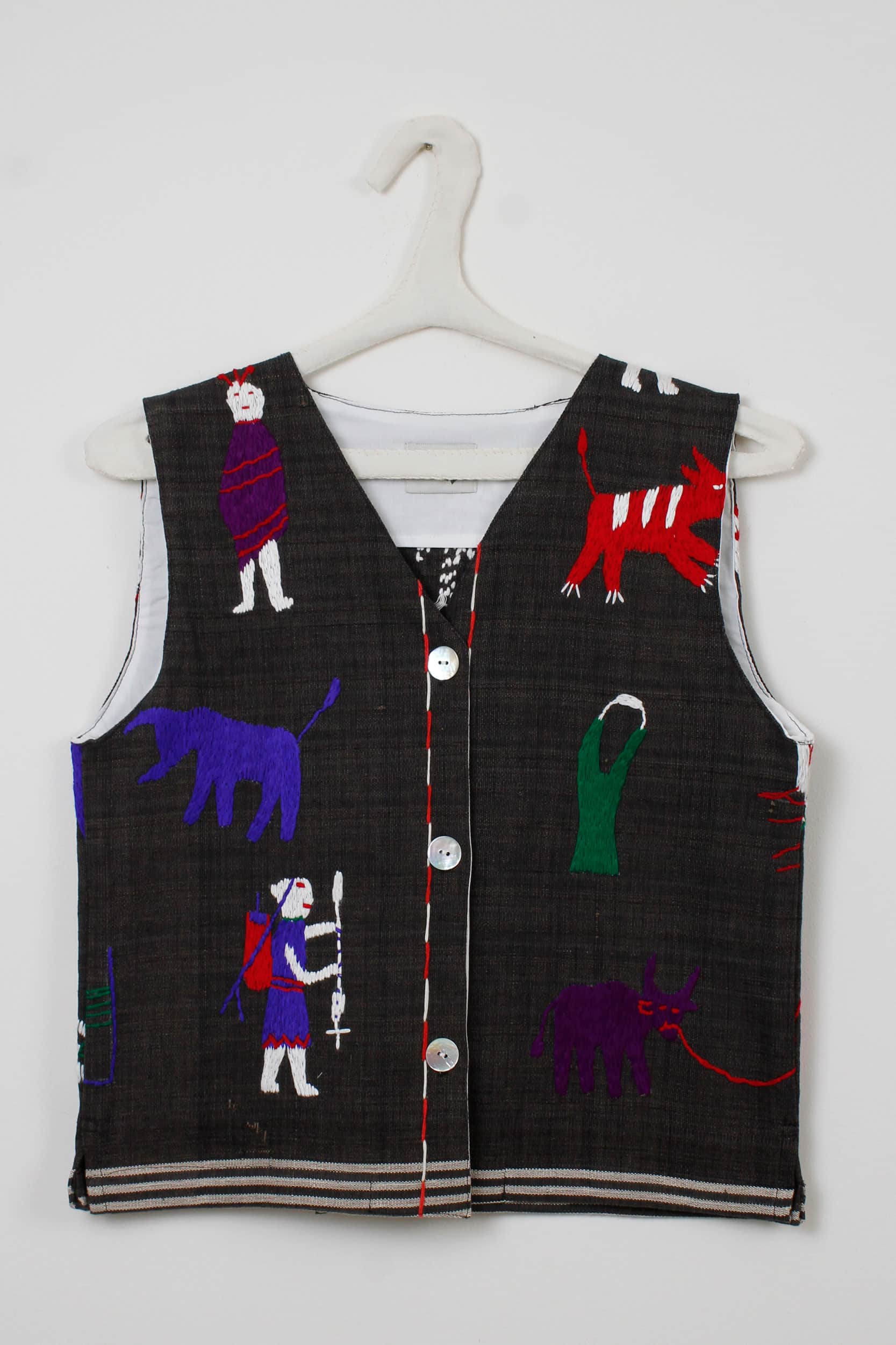Red cows scene vest - Limited edition