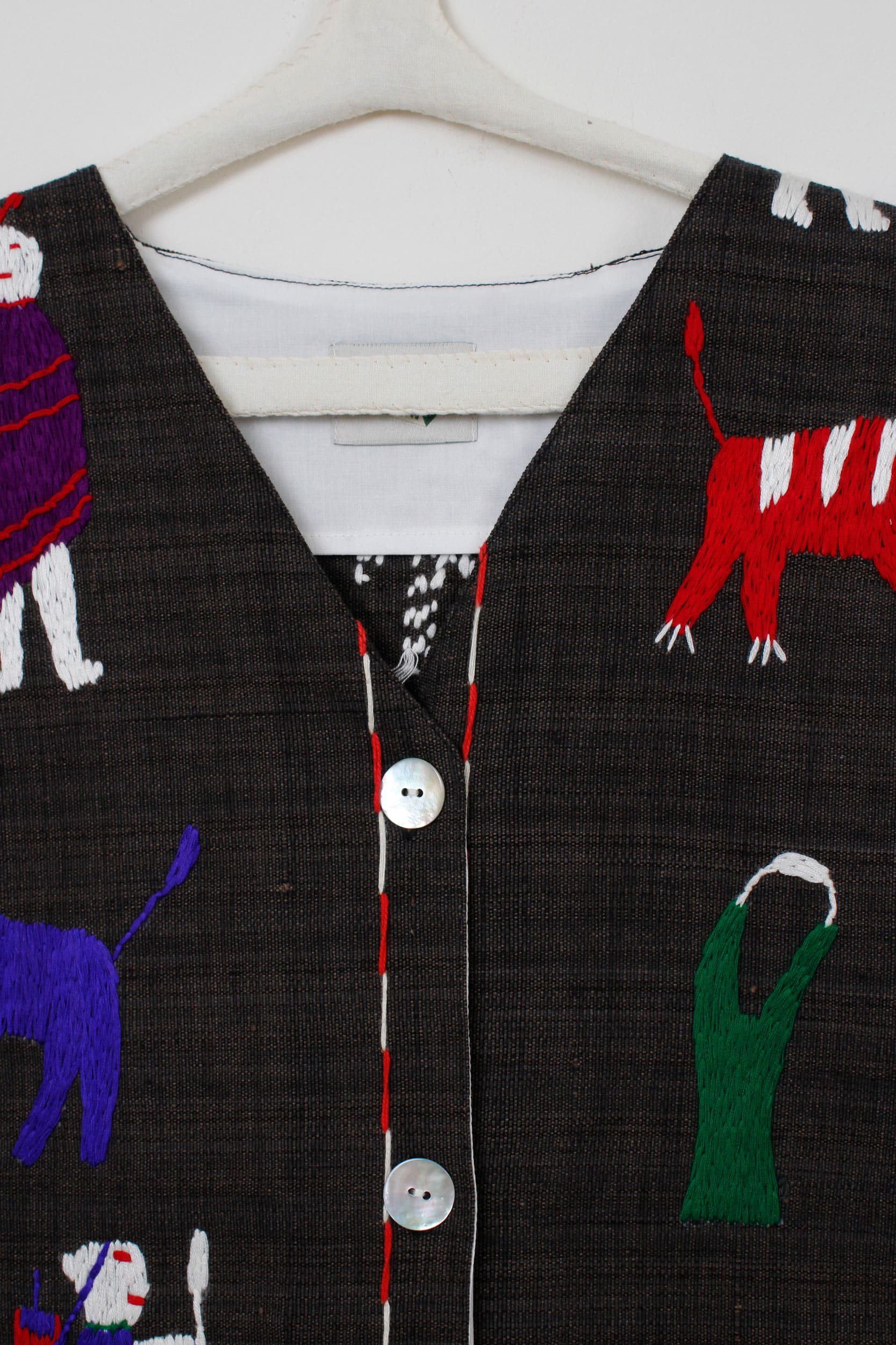 Red cows scene vest - Limited edition