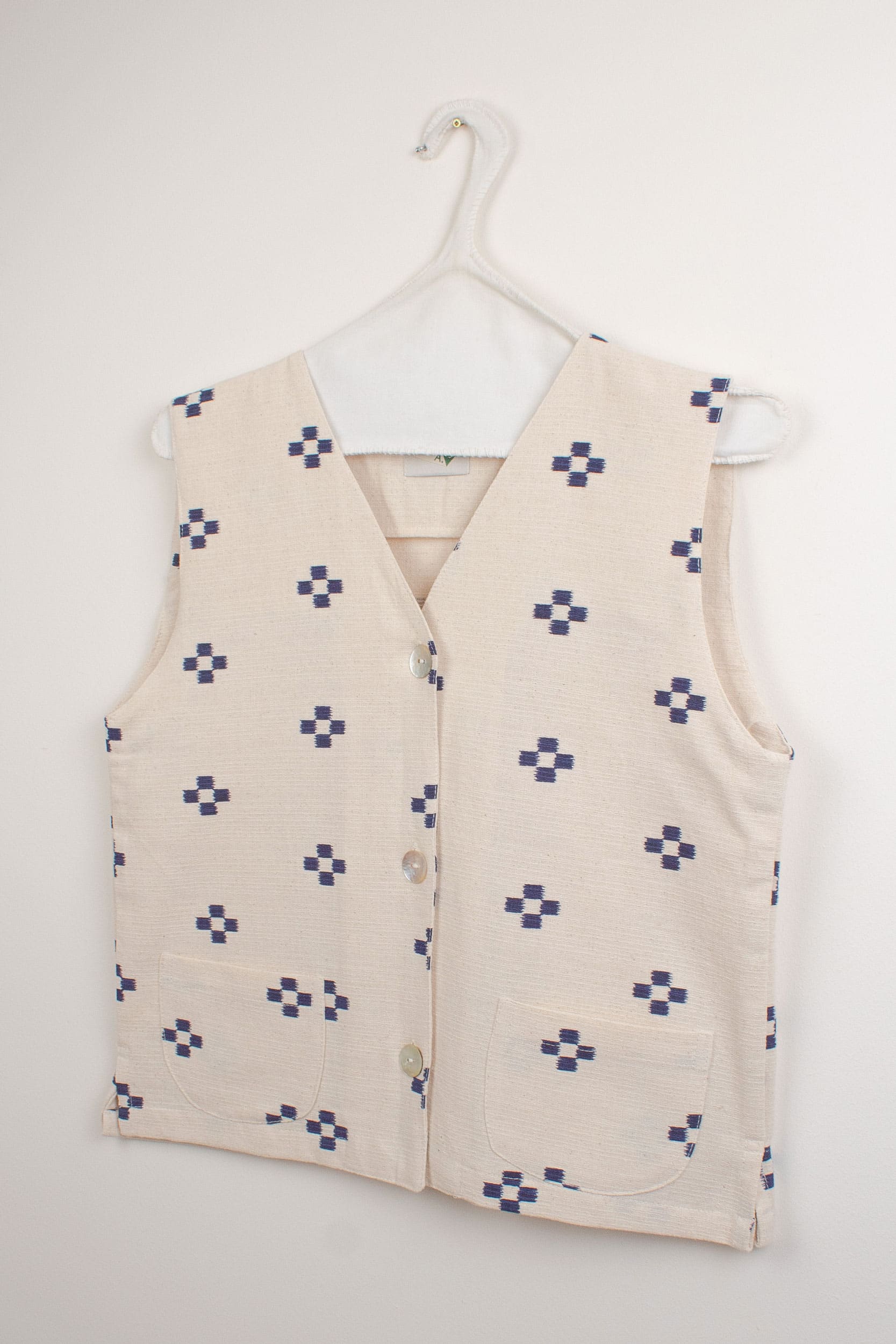 Blue flowers vest (Large size)