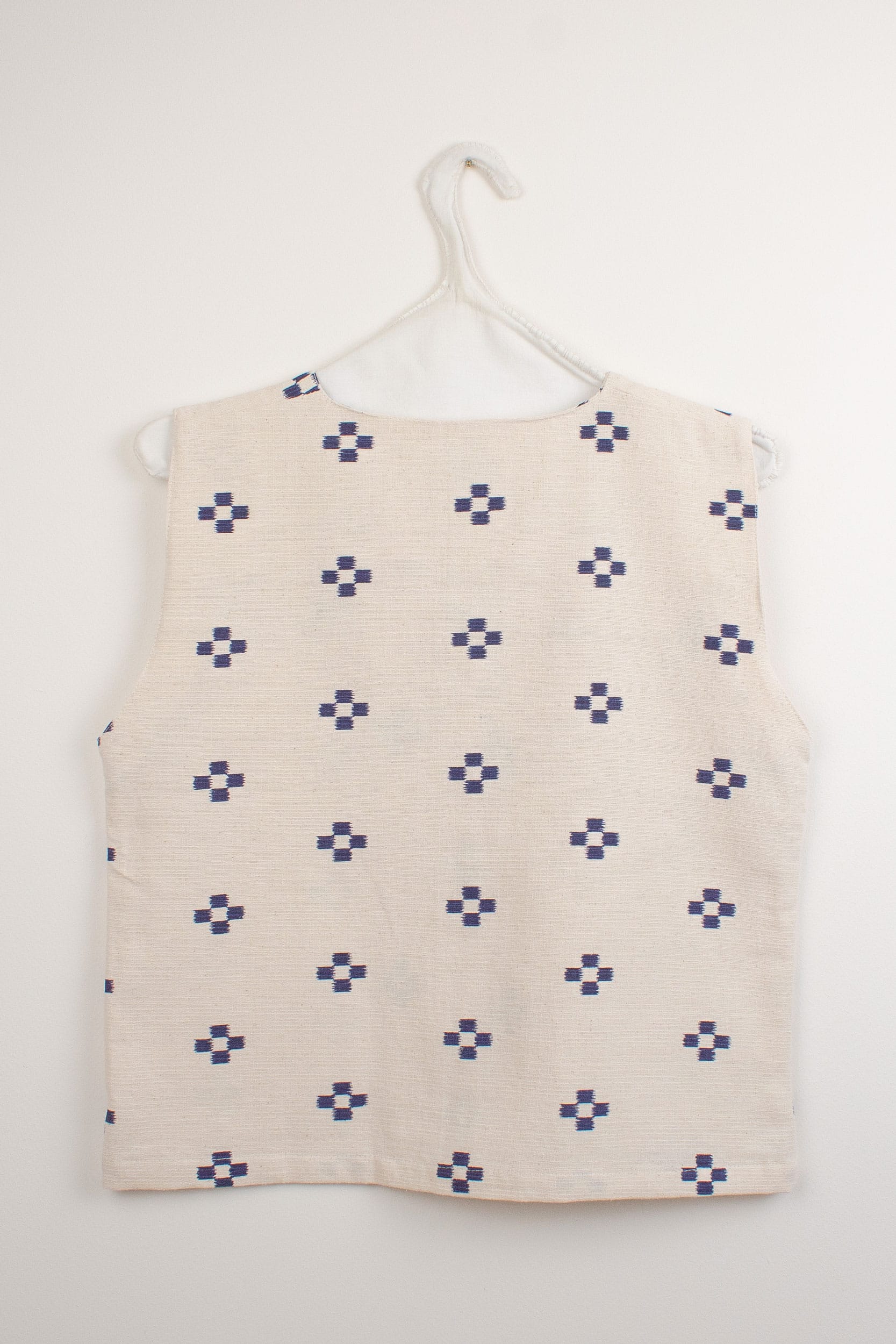 Blue flowers vest (Large size)
