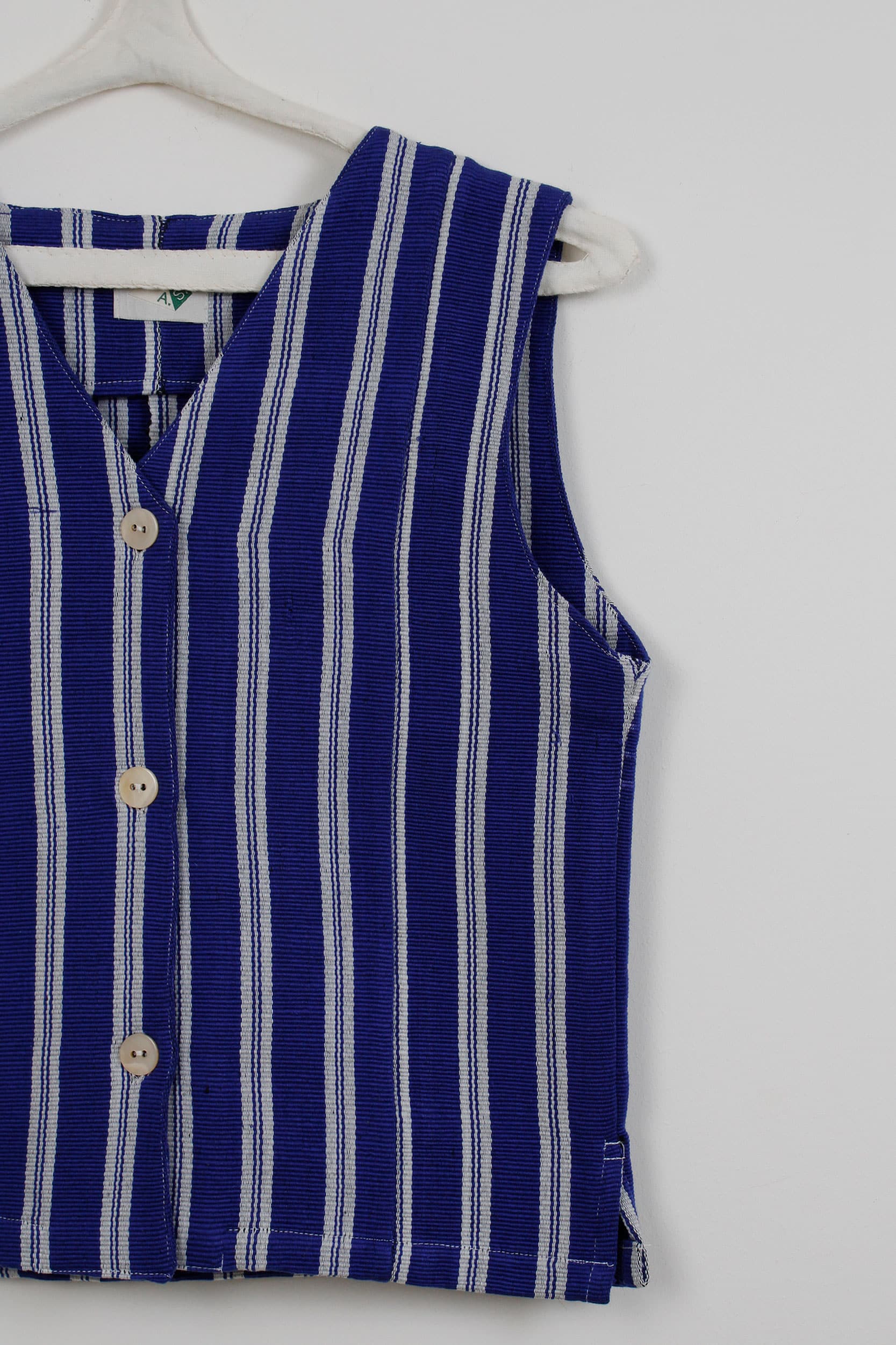 Blue & white stripes vest