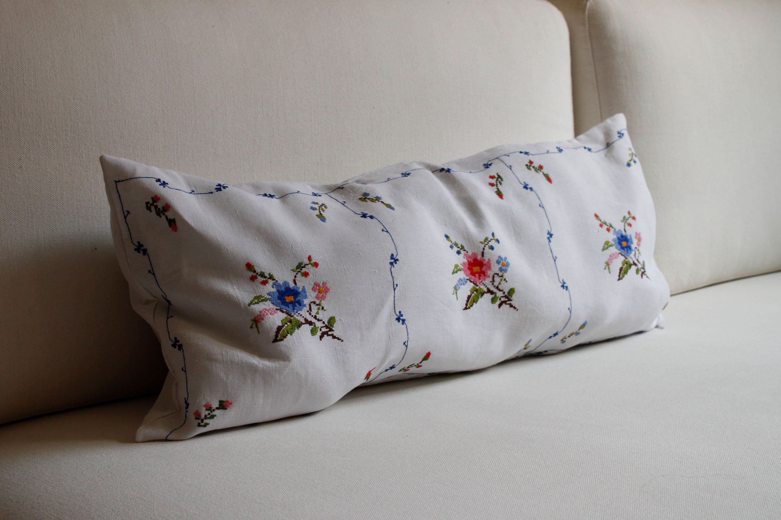 Bouquets of flowers pillowcase