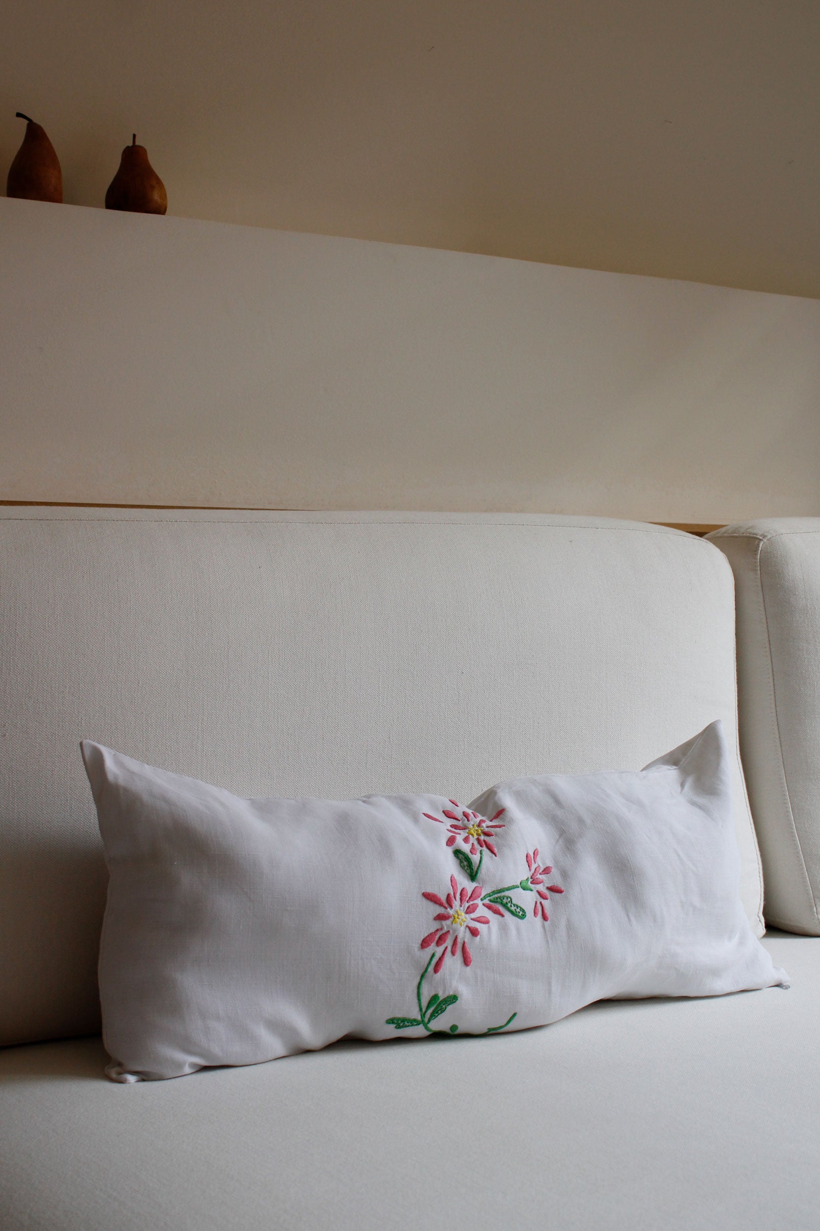 Pink flowers pillowcase