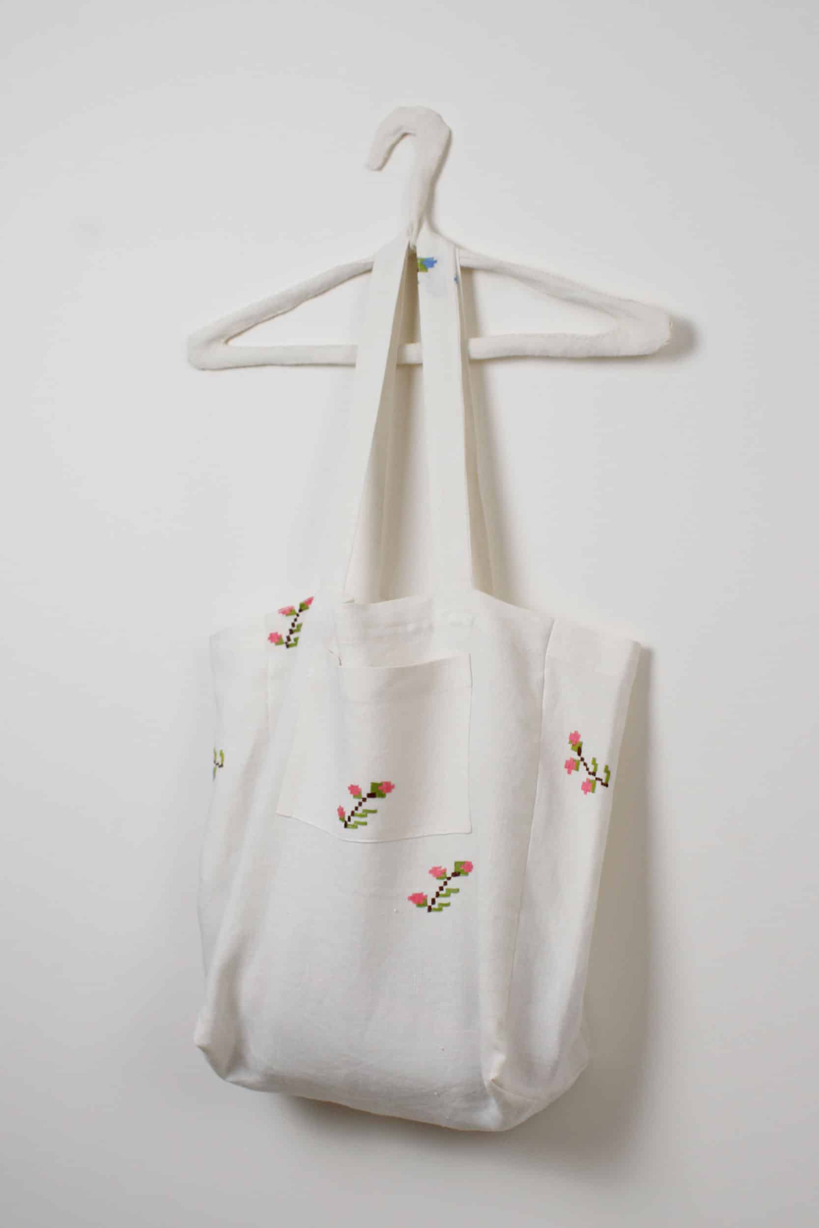 Small pink flowers bag