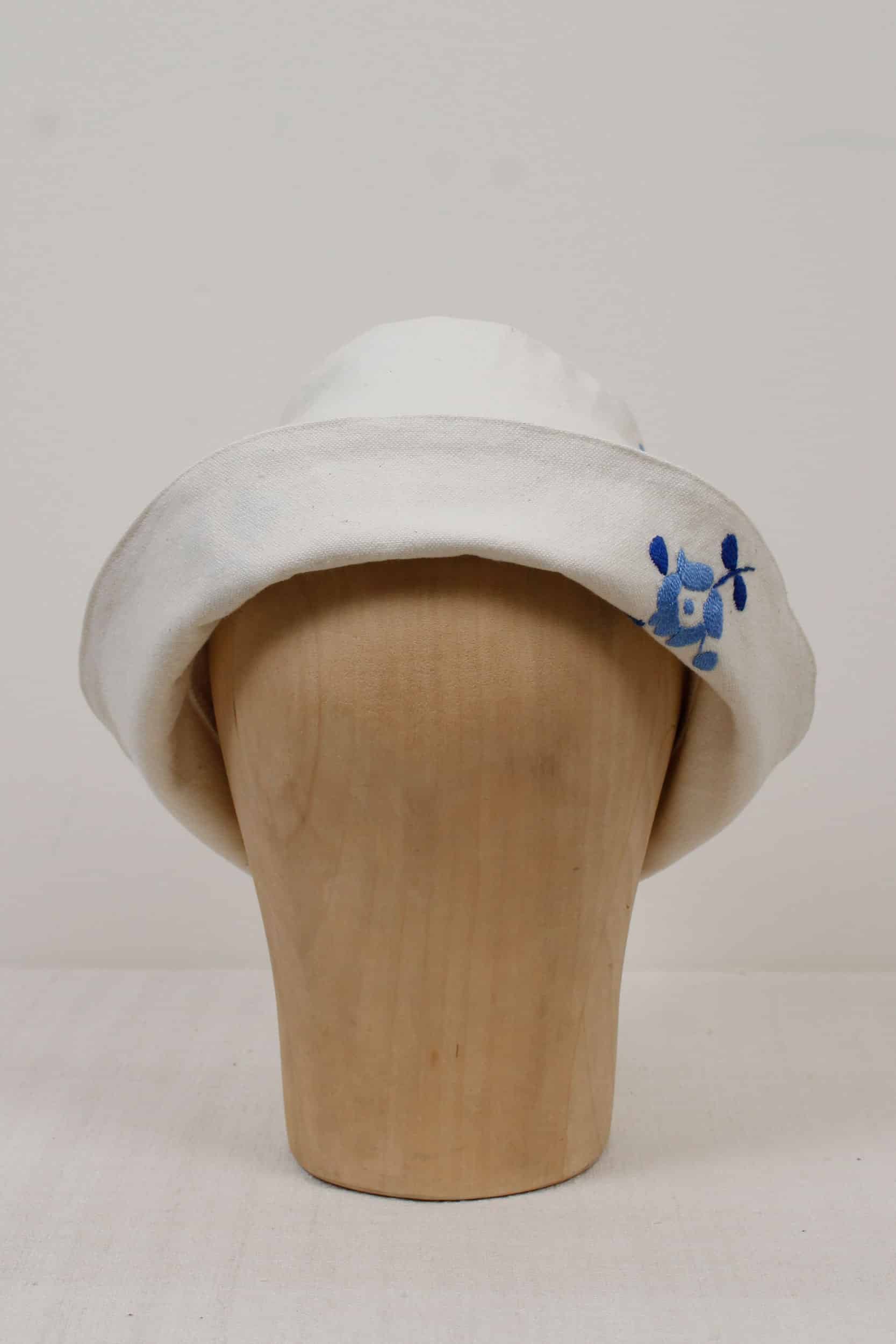 Blue flowers hat