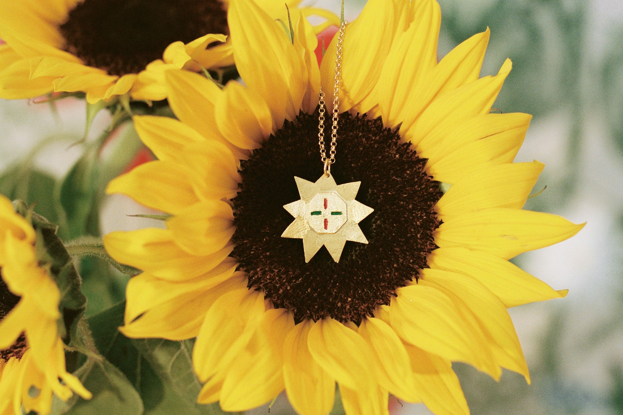 Inti pendant