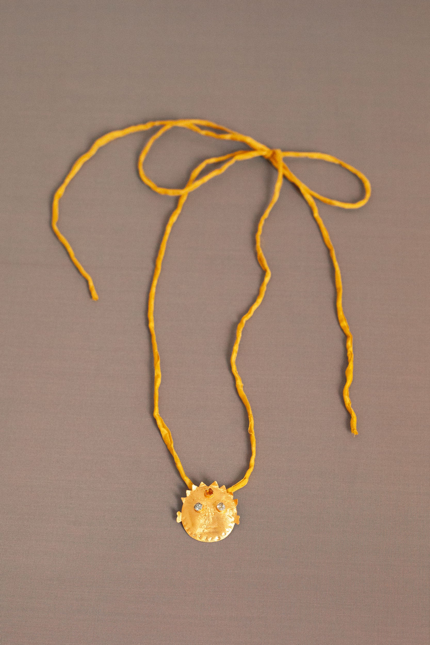 Mitra silk choker