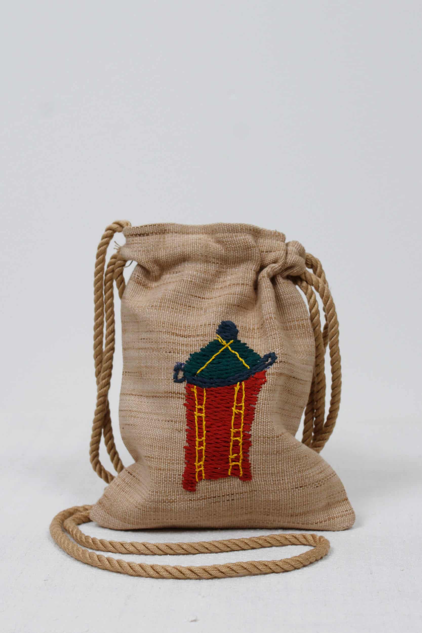An archer scene pouch bag