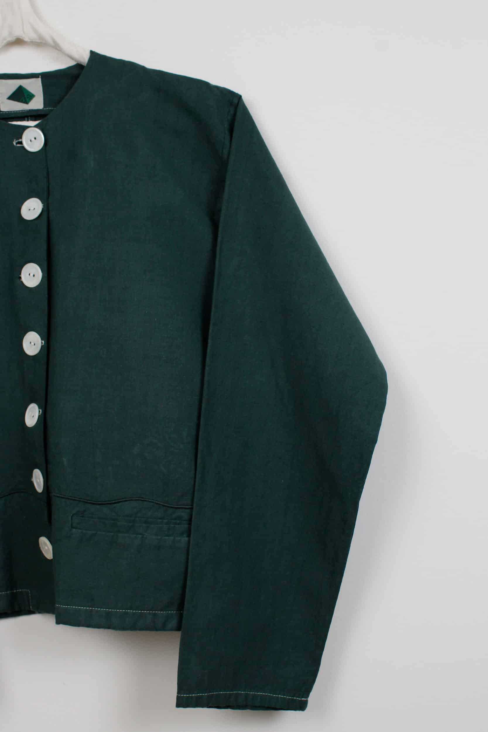 Green dyed short jacket
