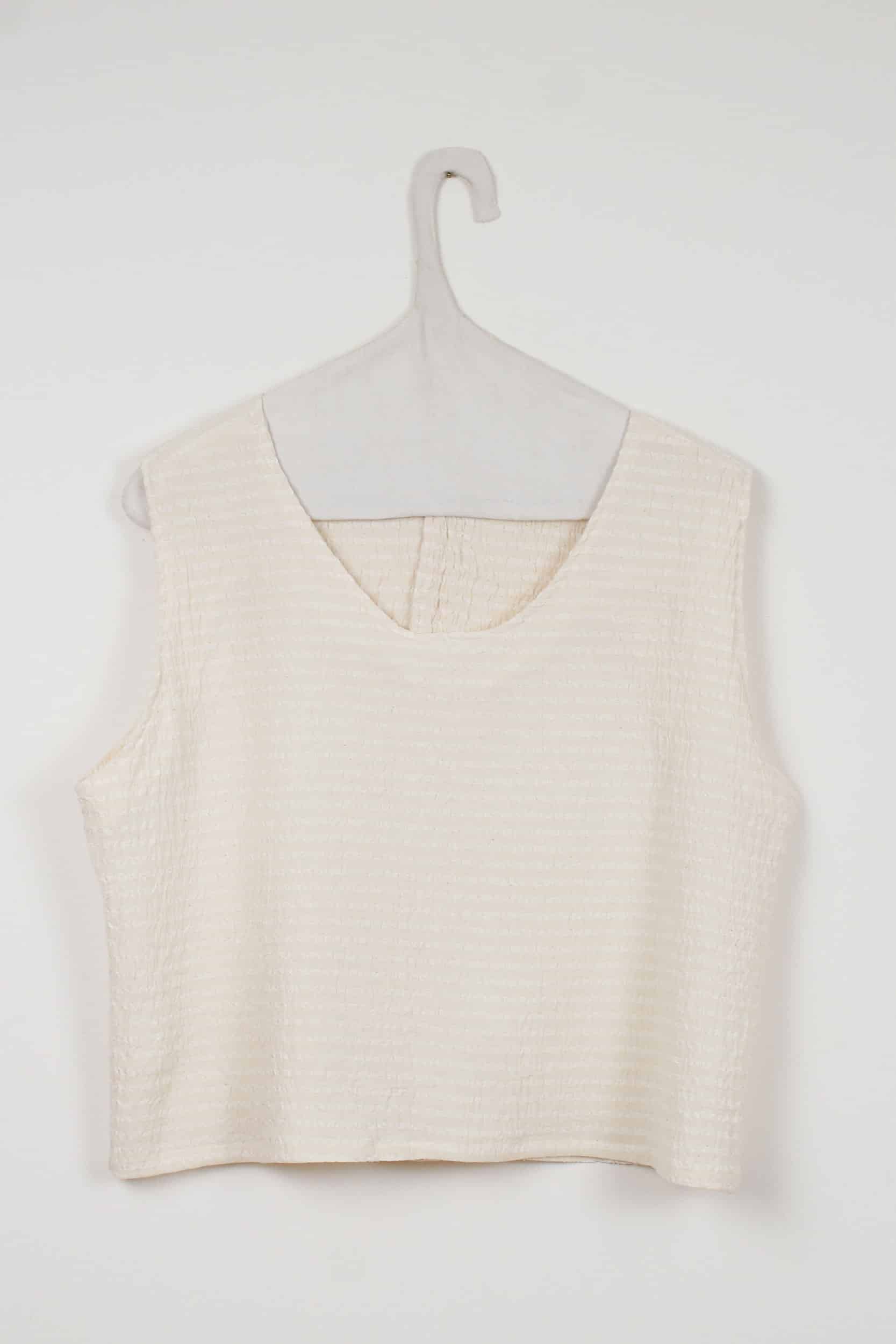 White stripes silk back buttons top