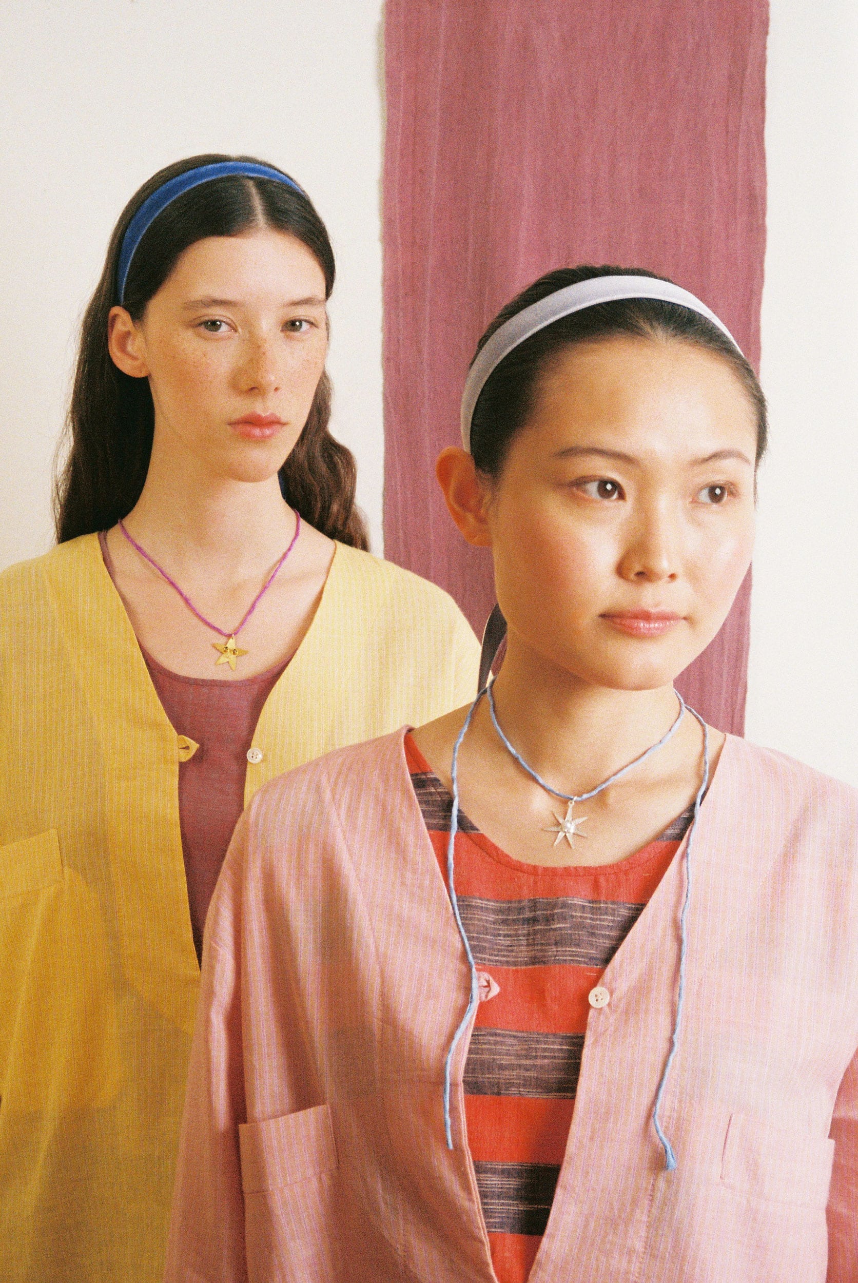 Vega gold silk necklace