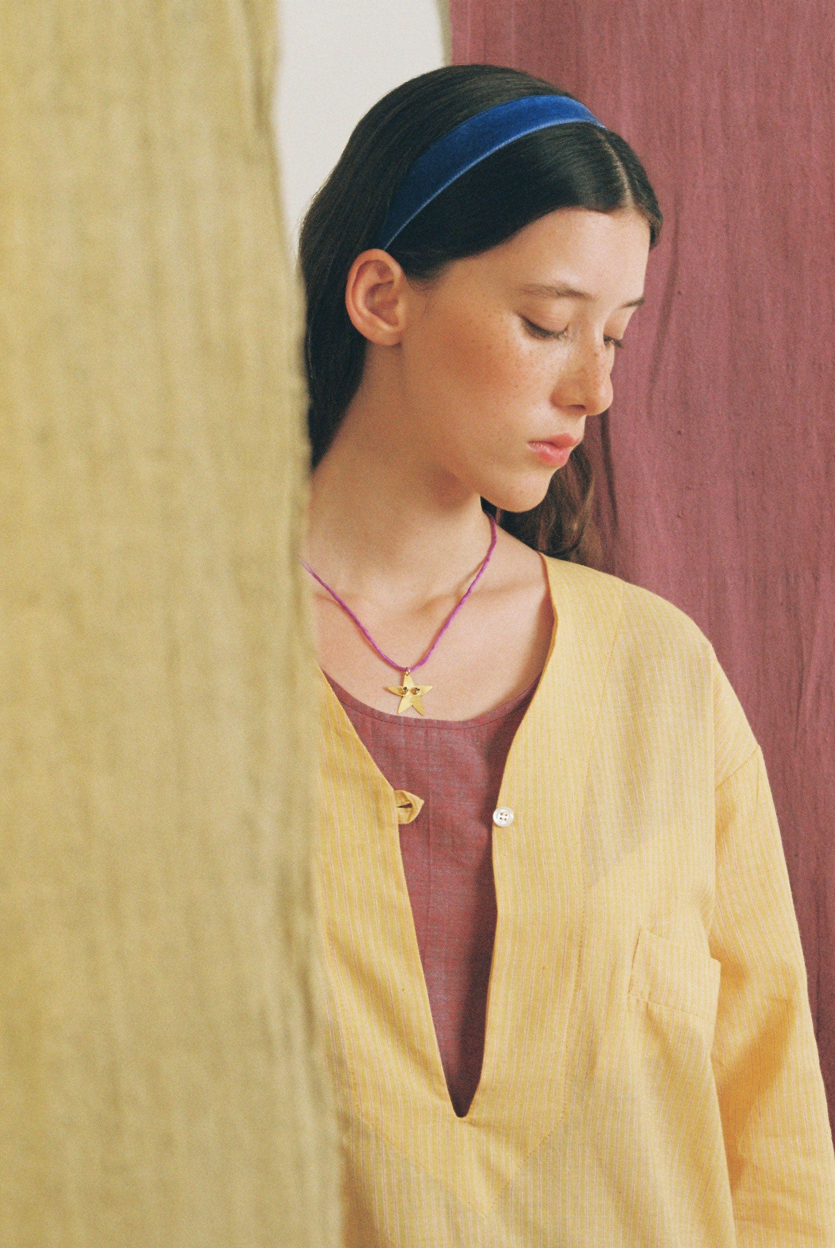 Vega gold silk necklace