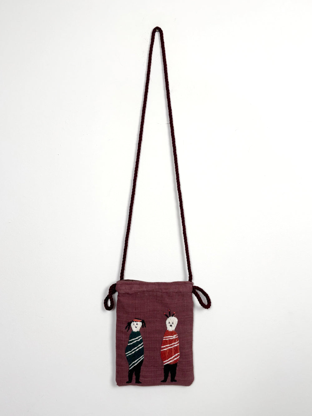 A couple scene pouch bag