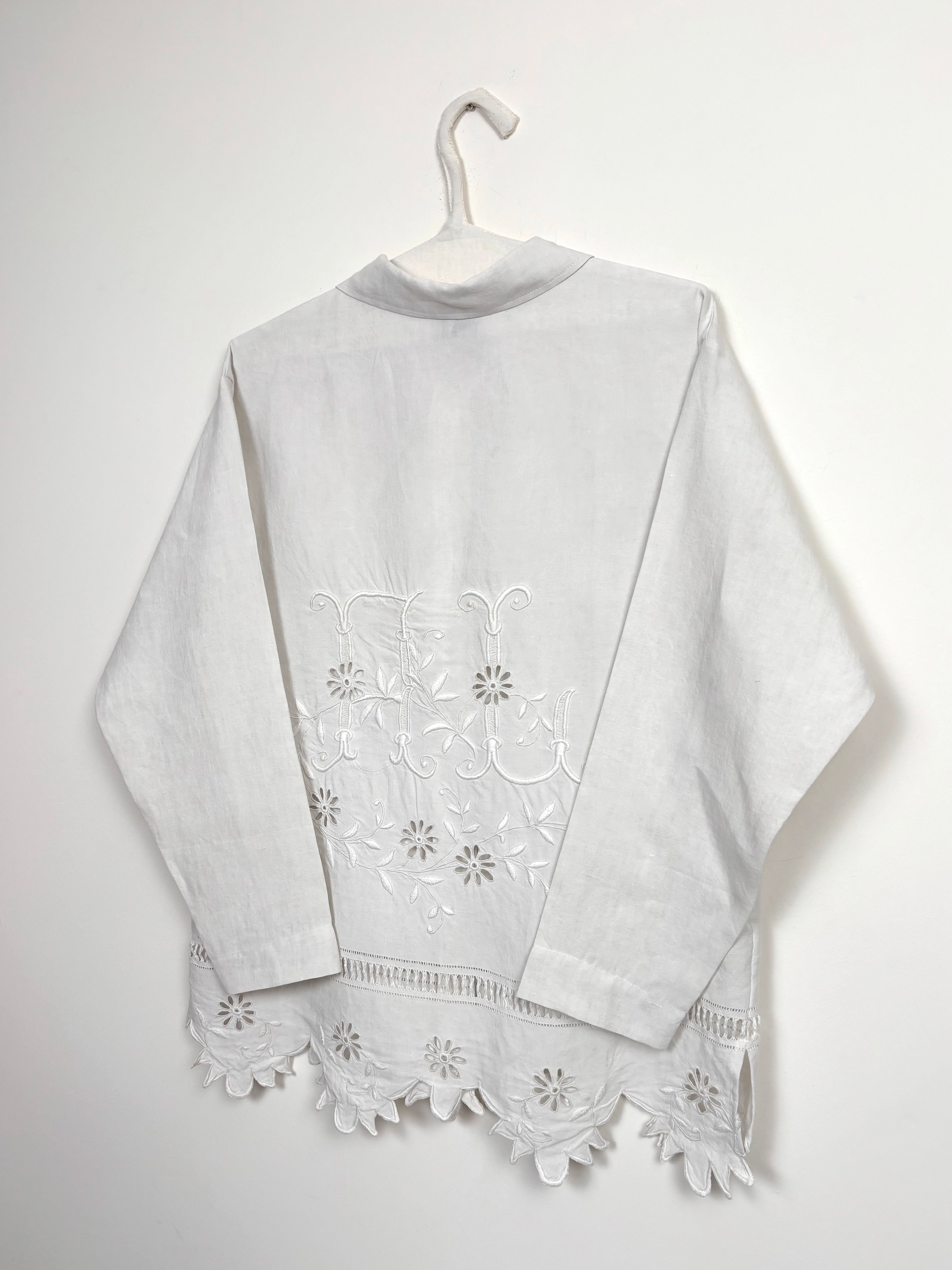 Hemstitch & flowers perforated long shirt