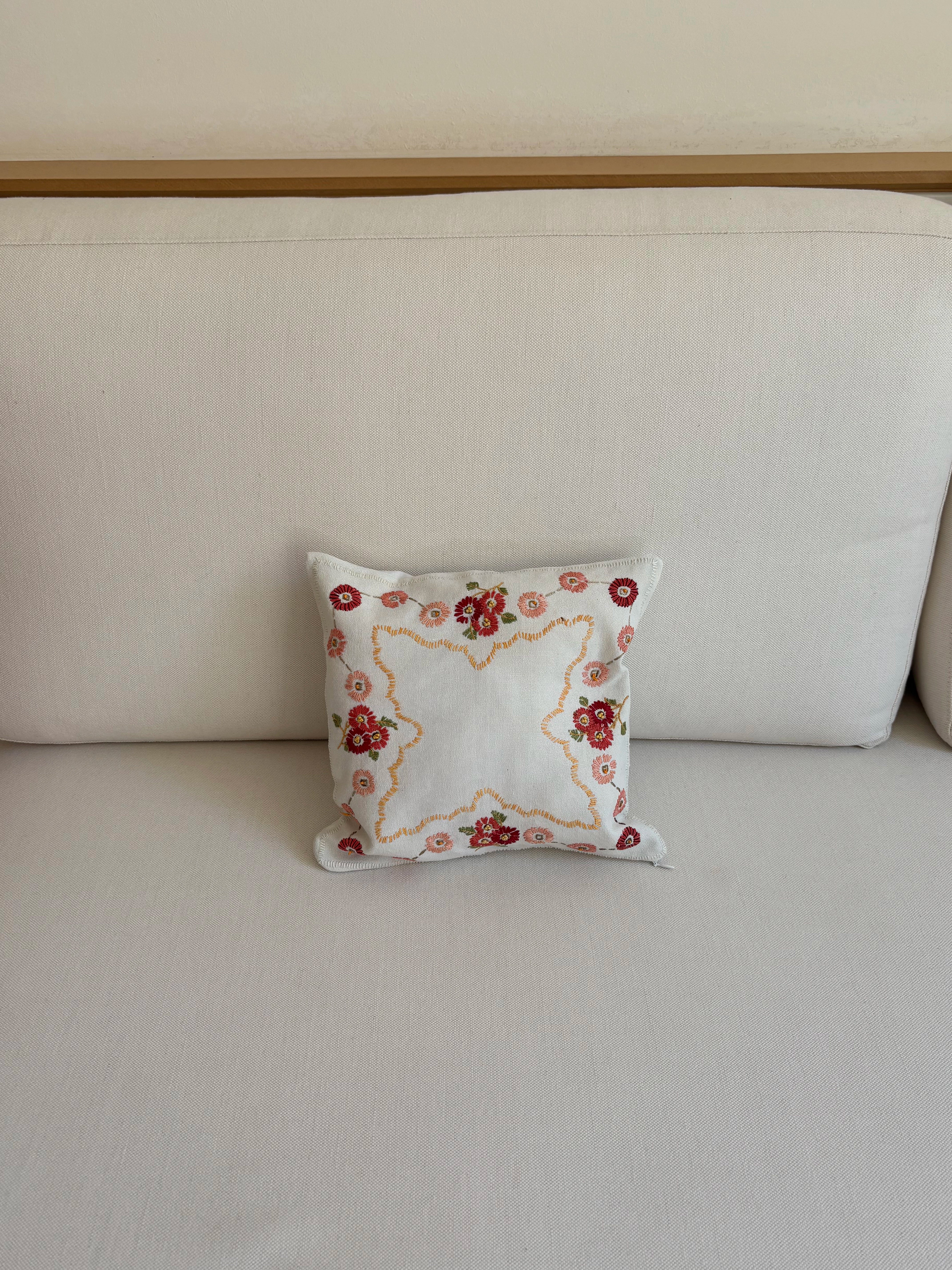 Pink flowers pillowcase