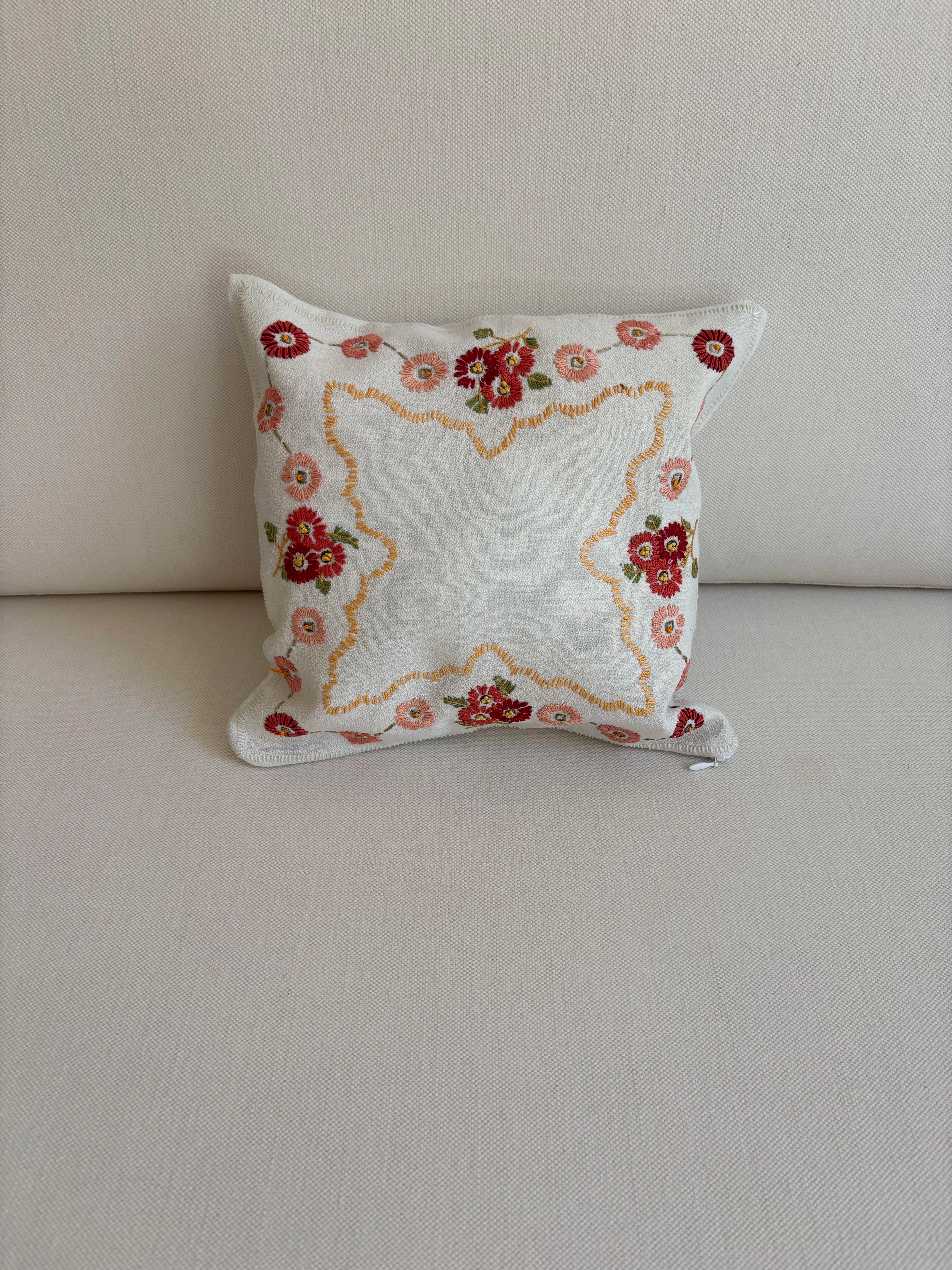 Pink flowers pillowcase