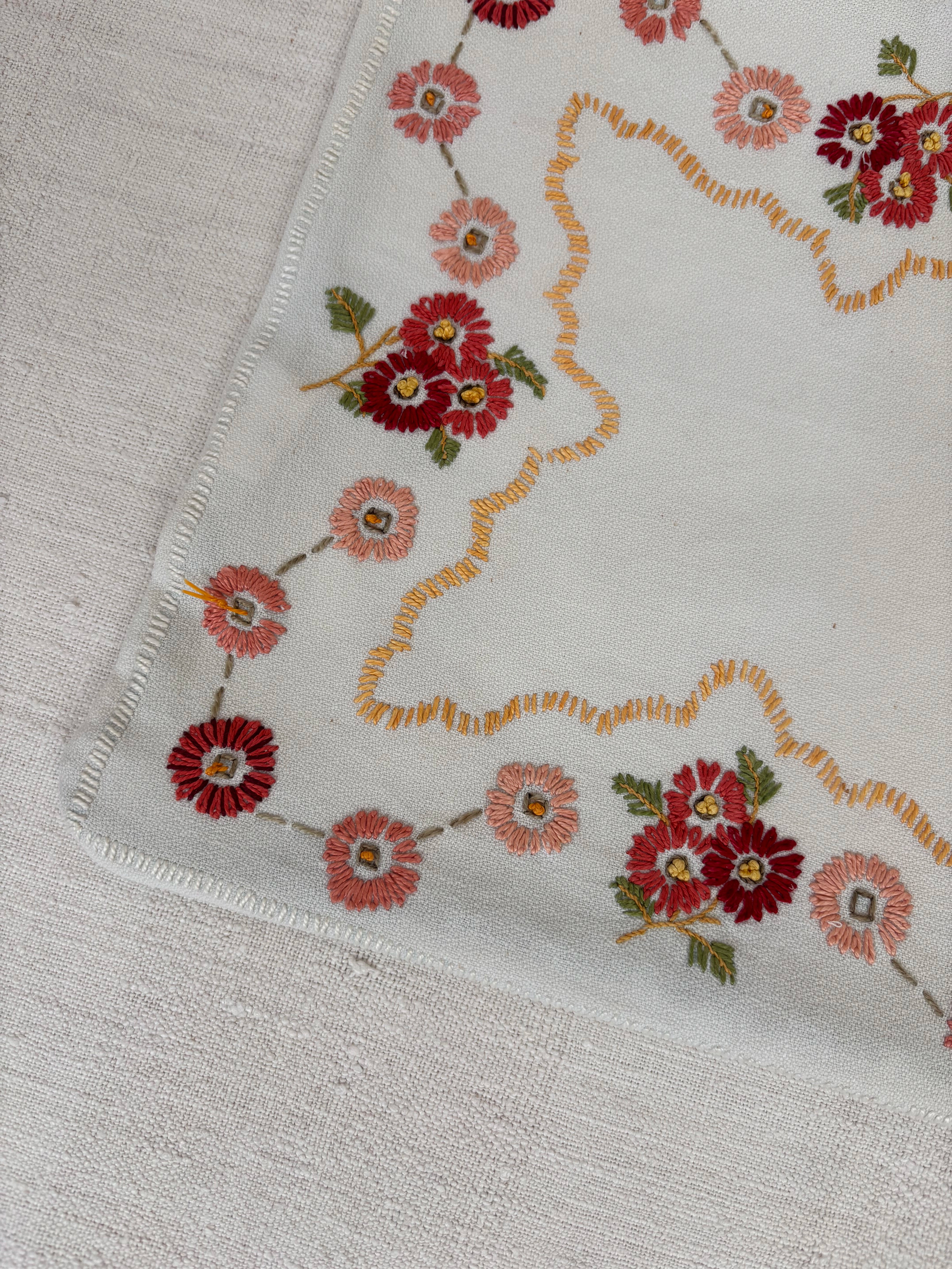 Pink flowers pillowcase