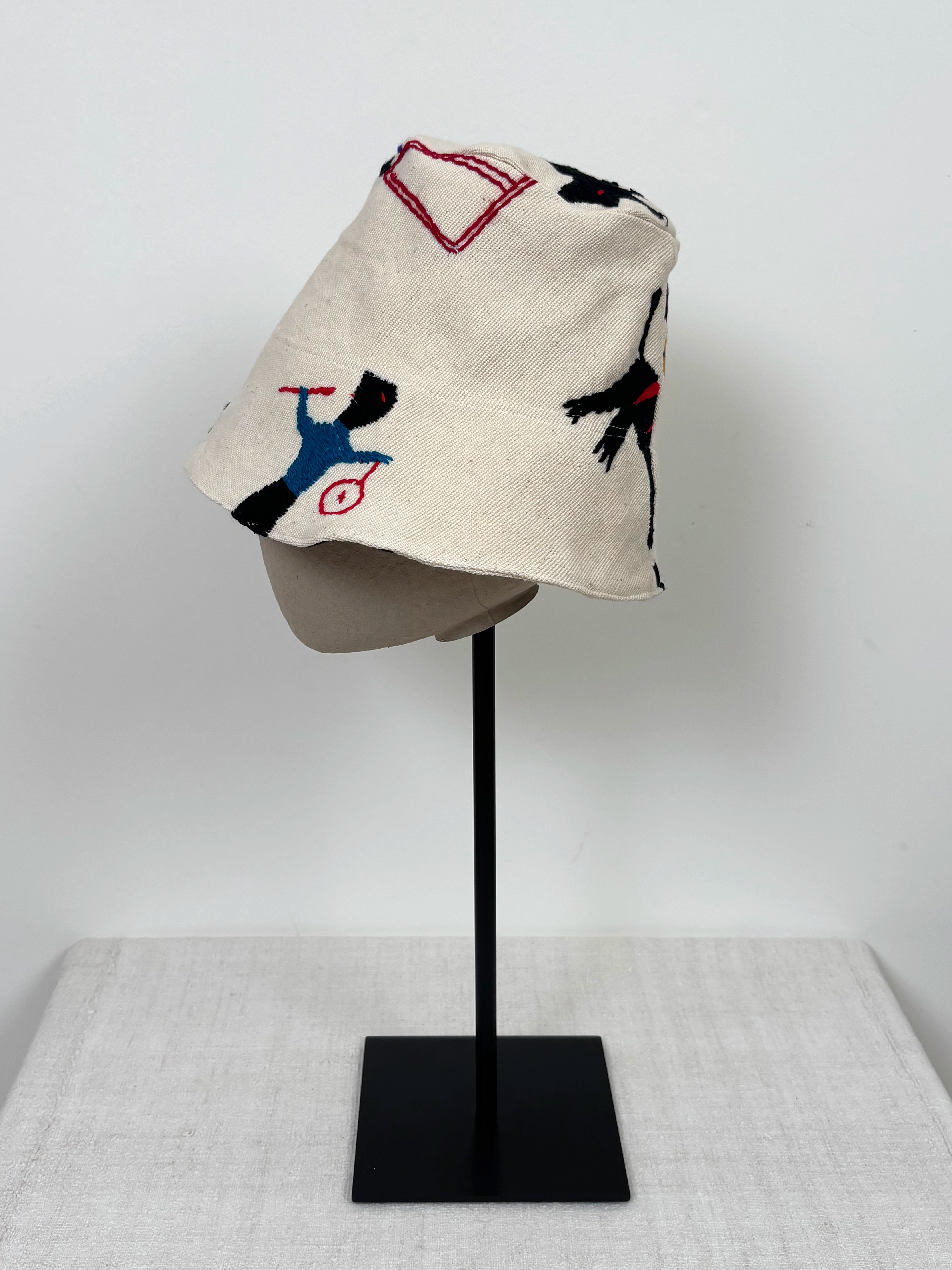 Duck scene hat