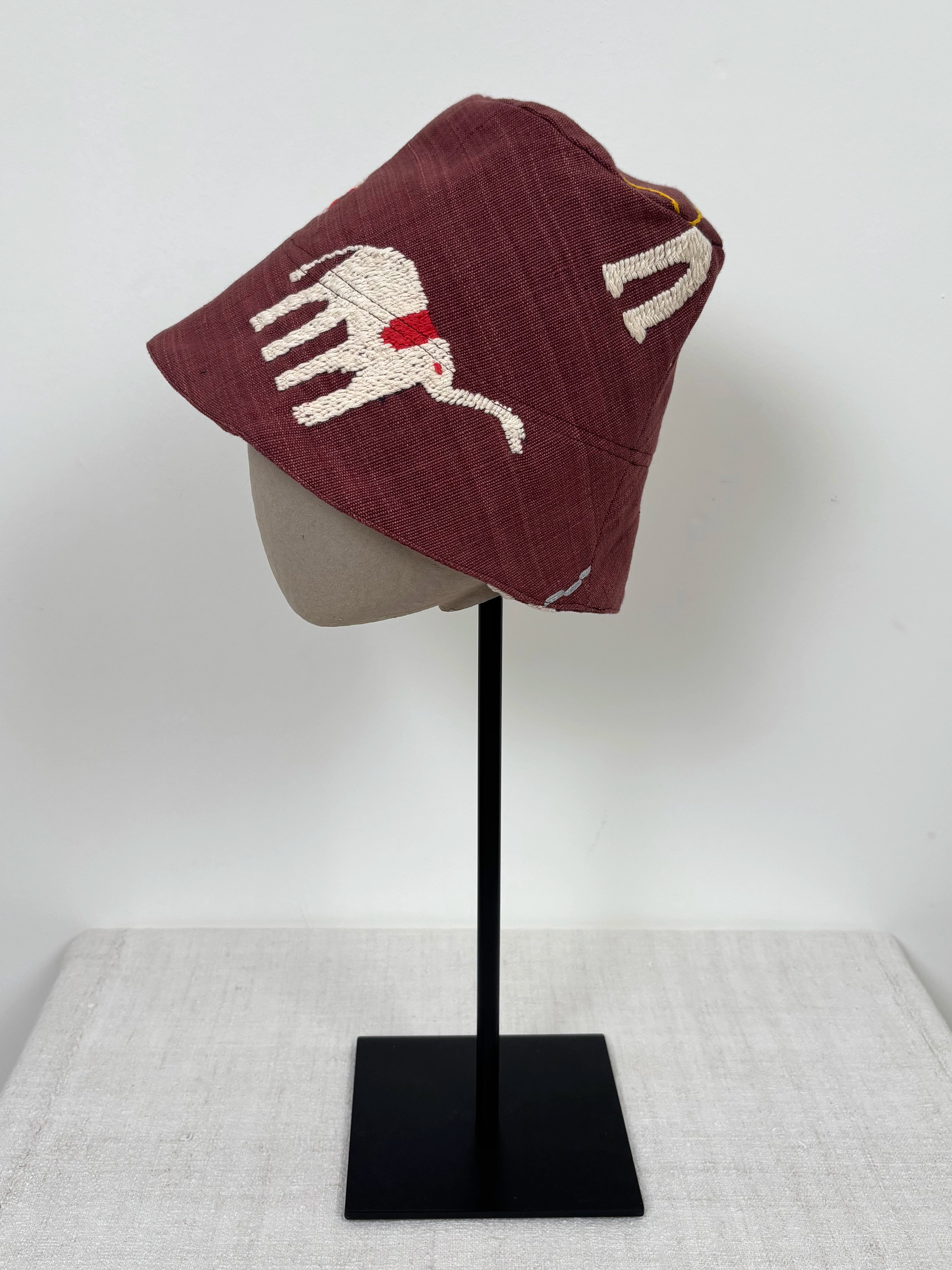 Two elephants scene hat