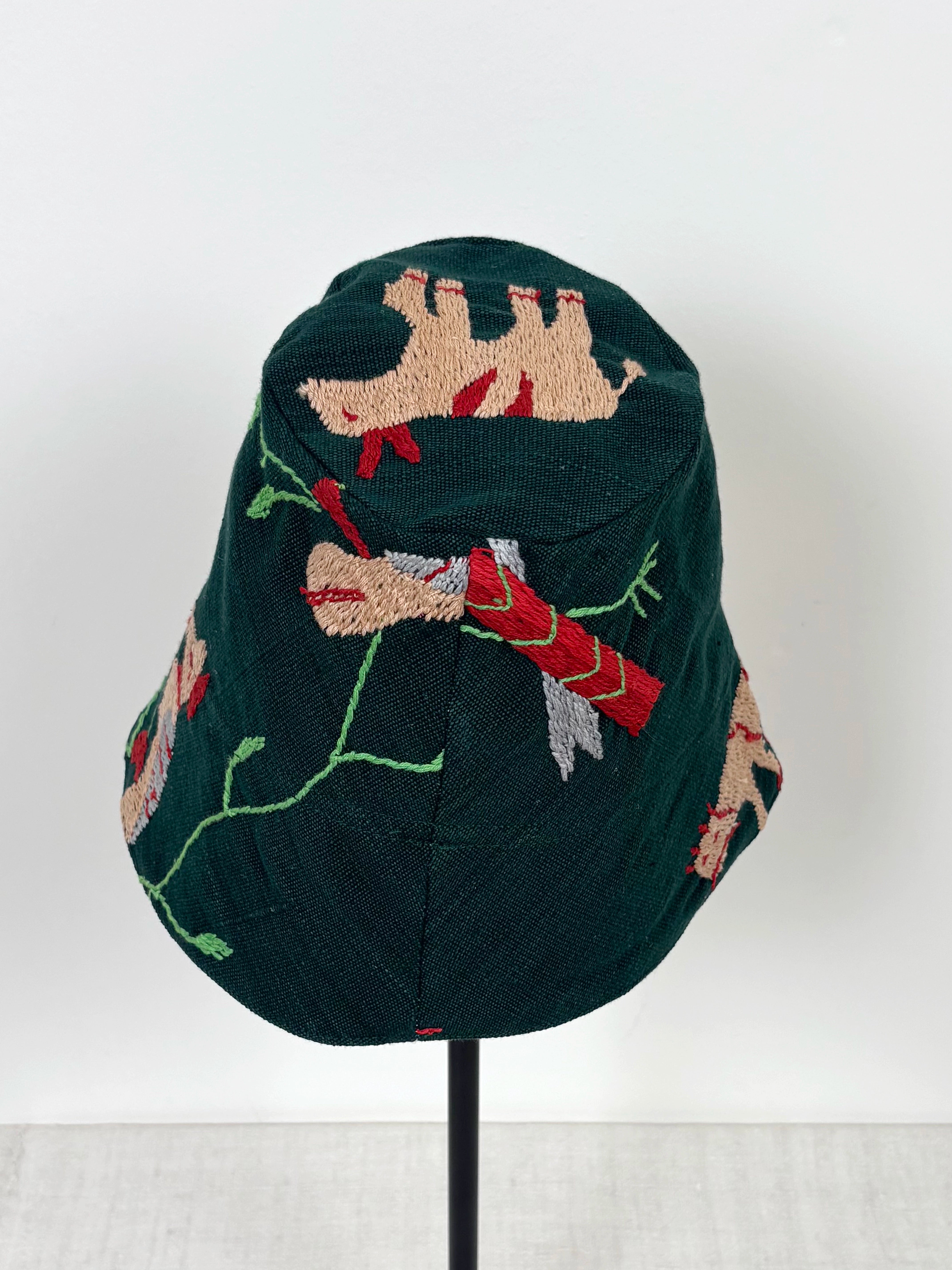 Elephant scene hat