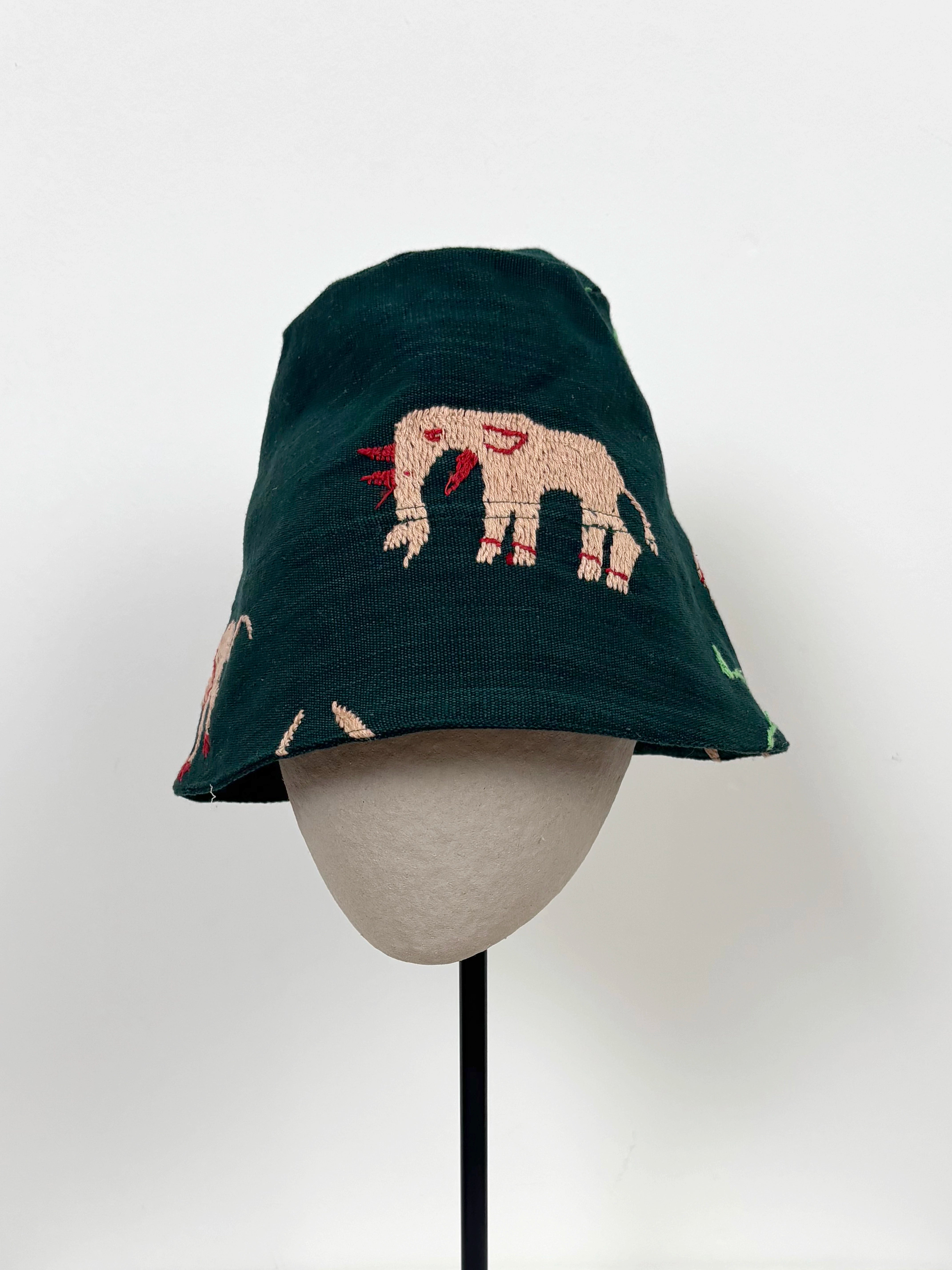 Elephant scene hat