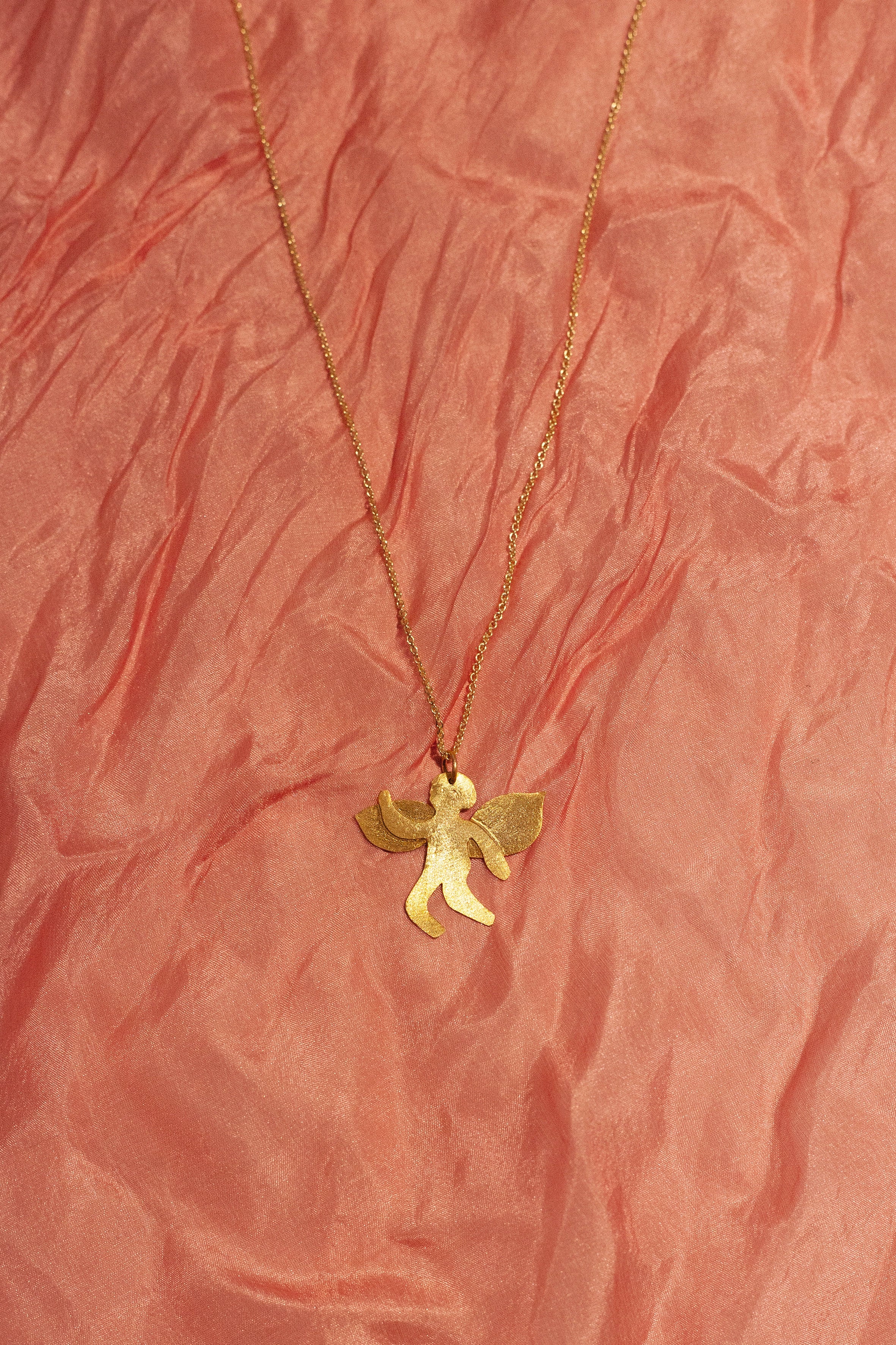 Guía gold pendant