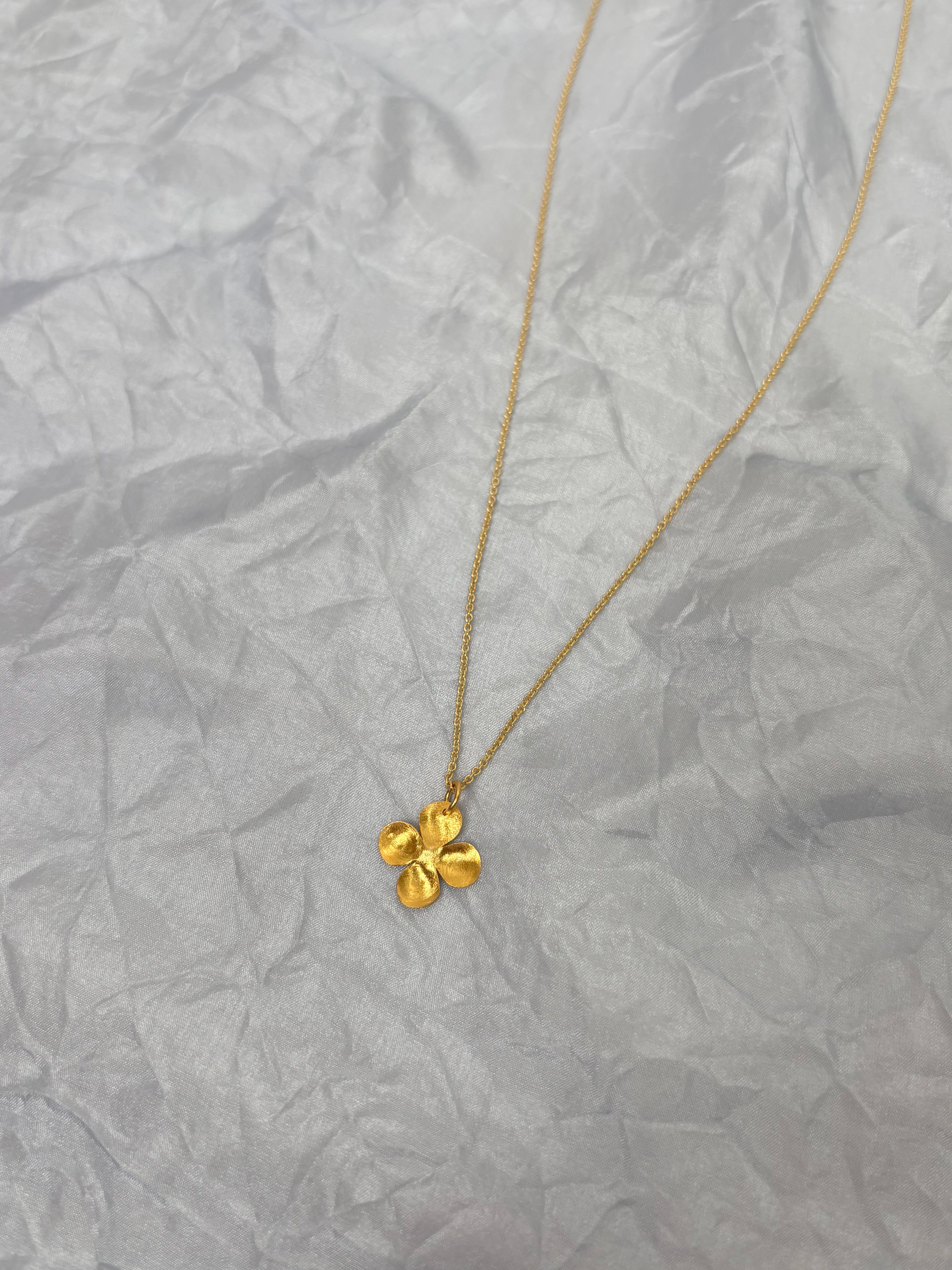 Alba M gold pendant