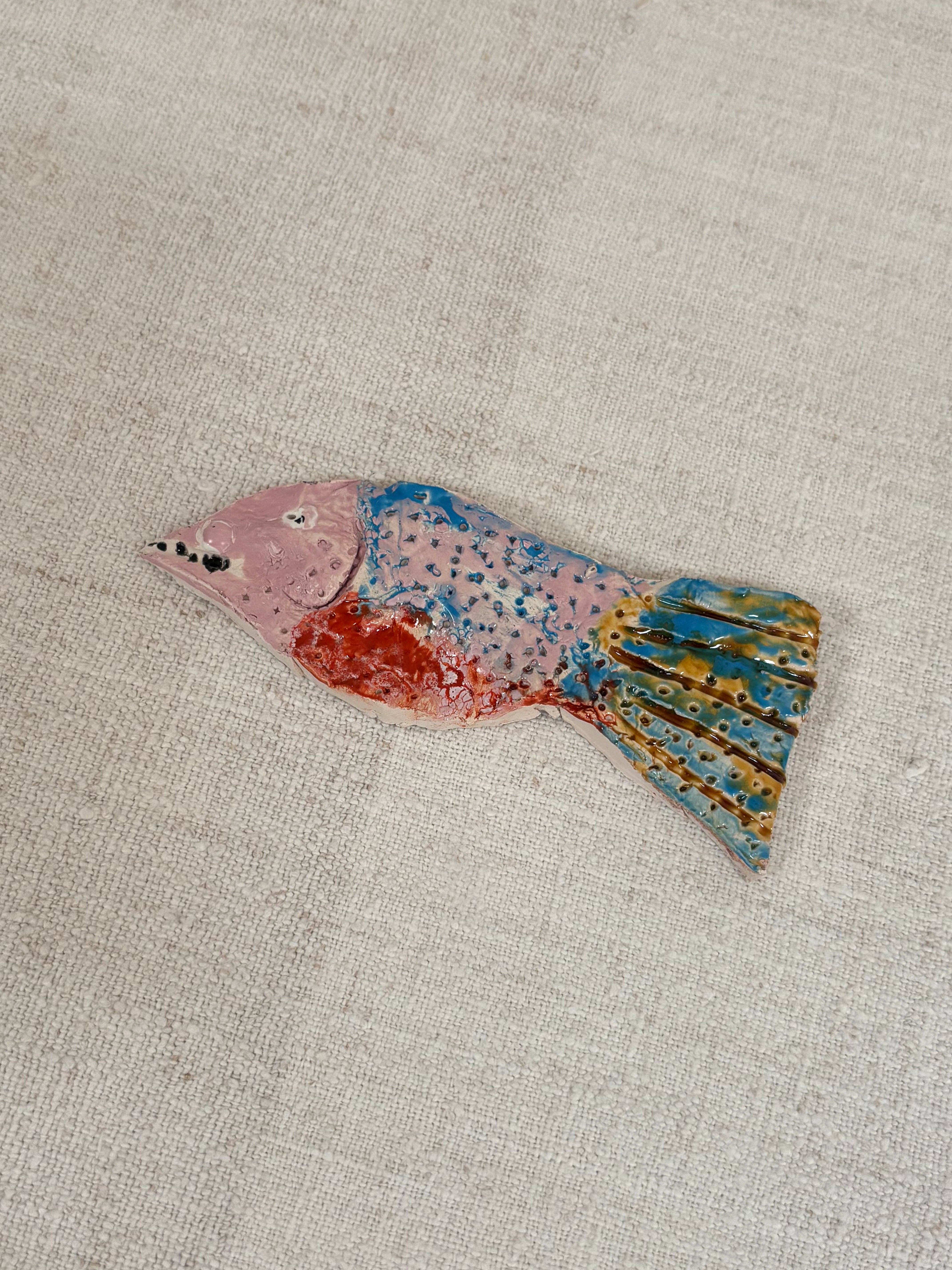 Pink & blue fish - Mike Swaney