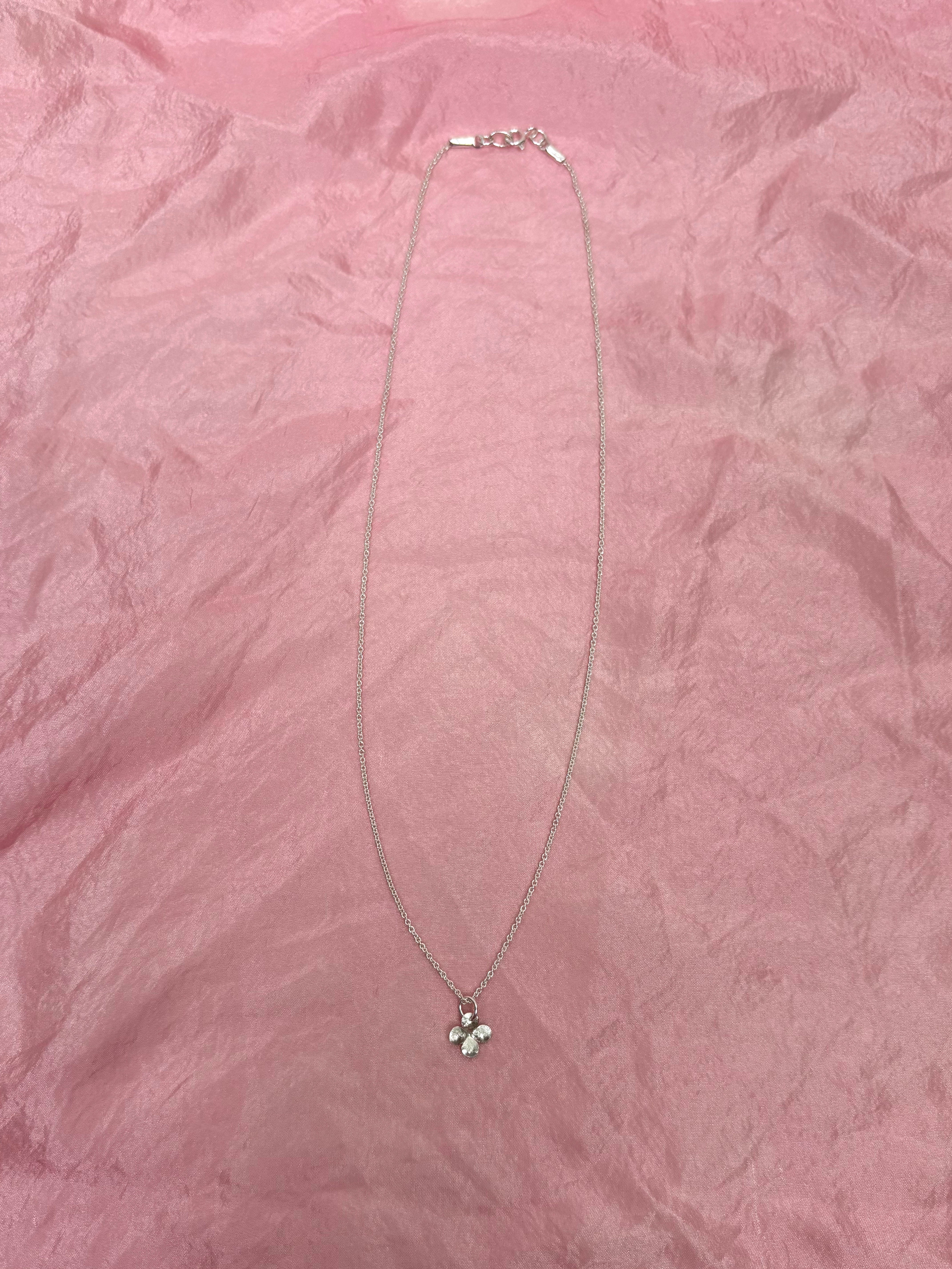 Alba S silver pendant
