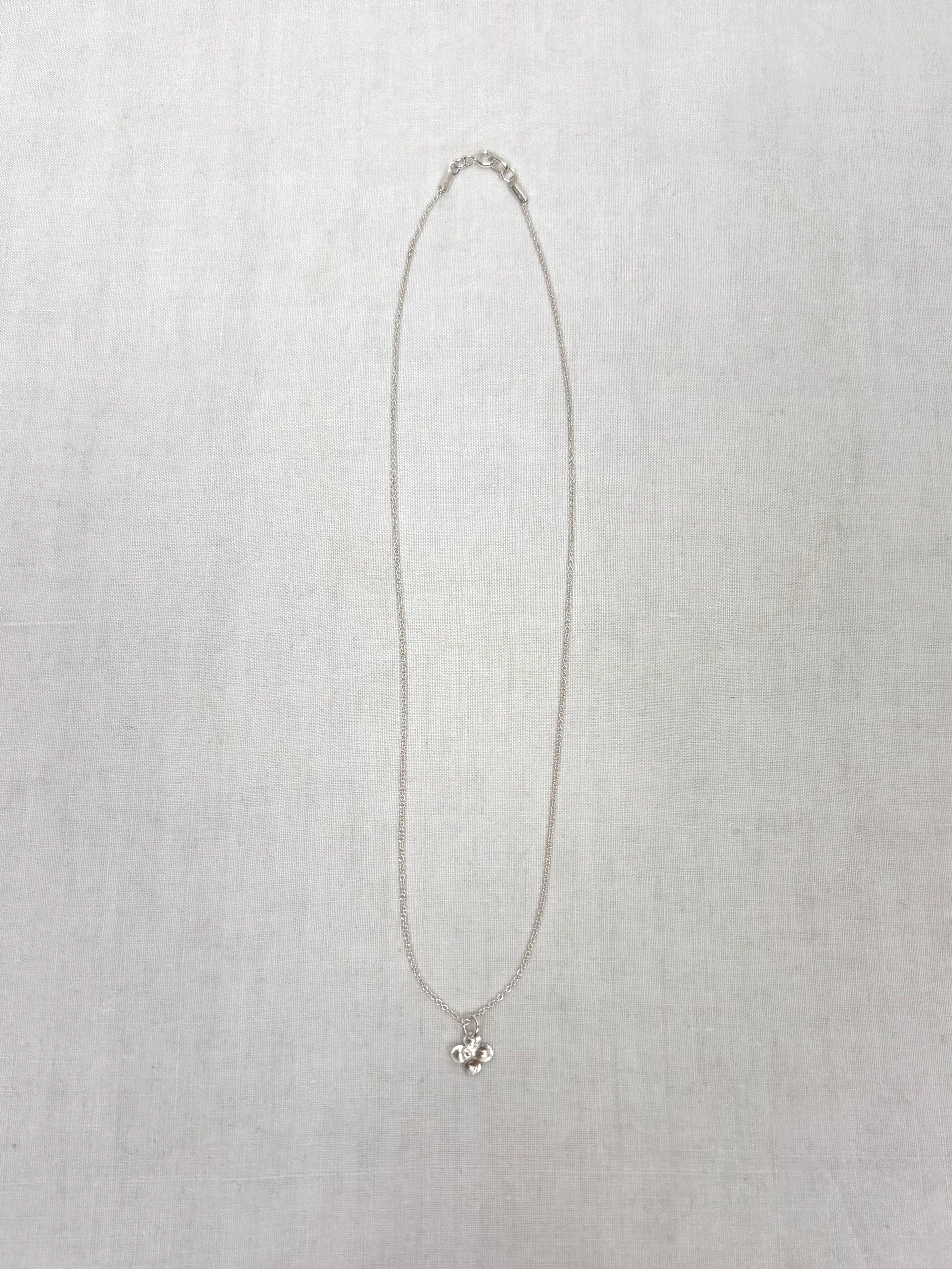 Alba S silver pendant