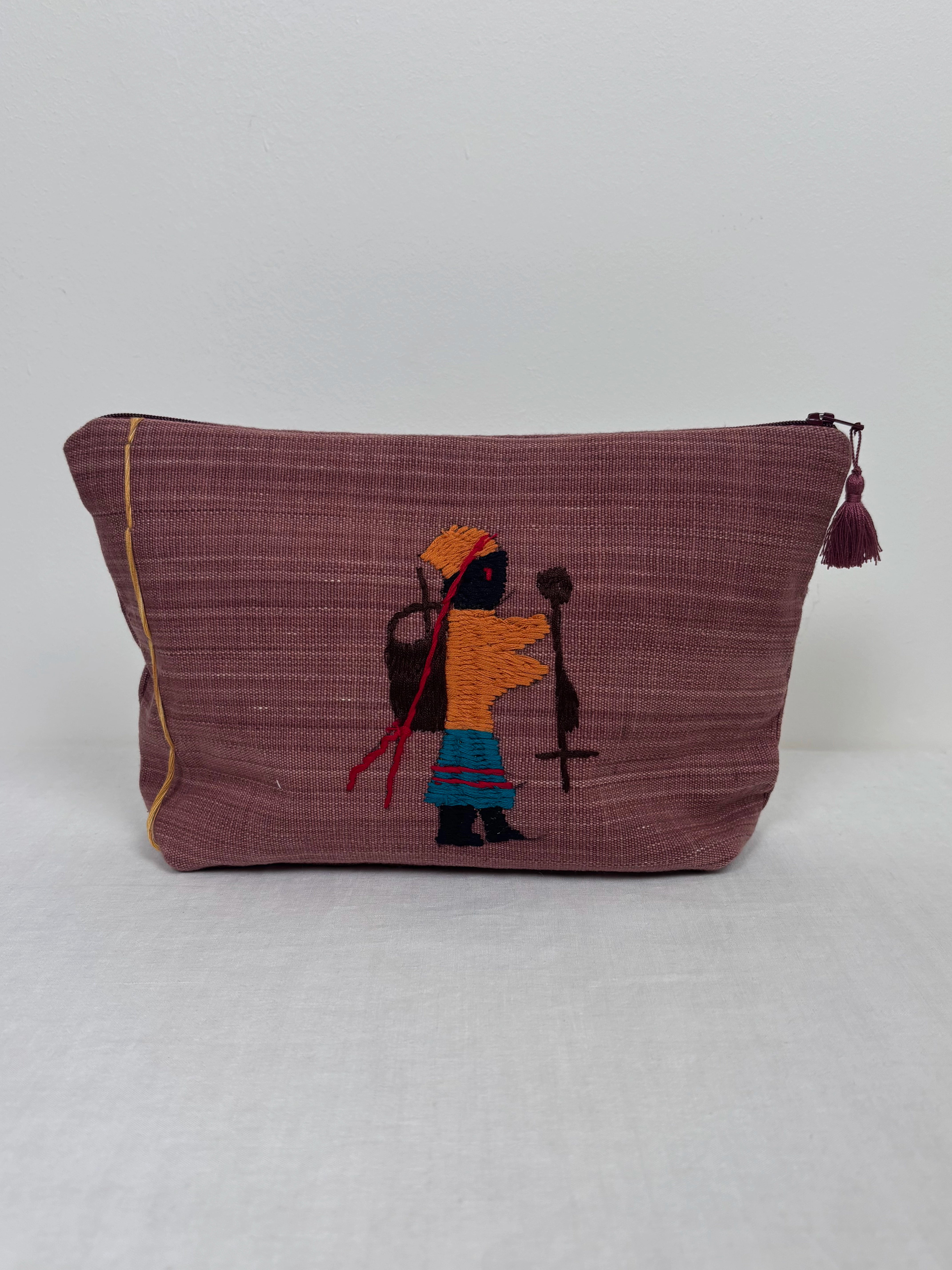 Black dog scene bag